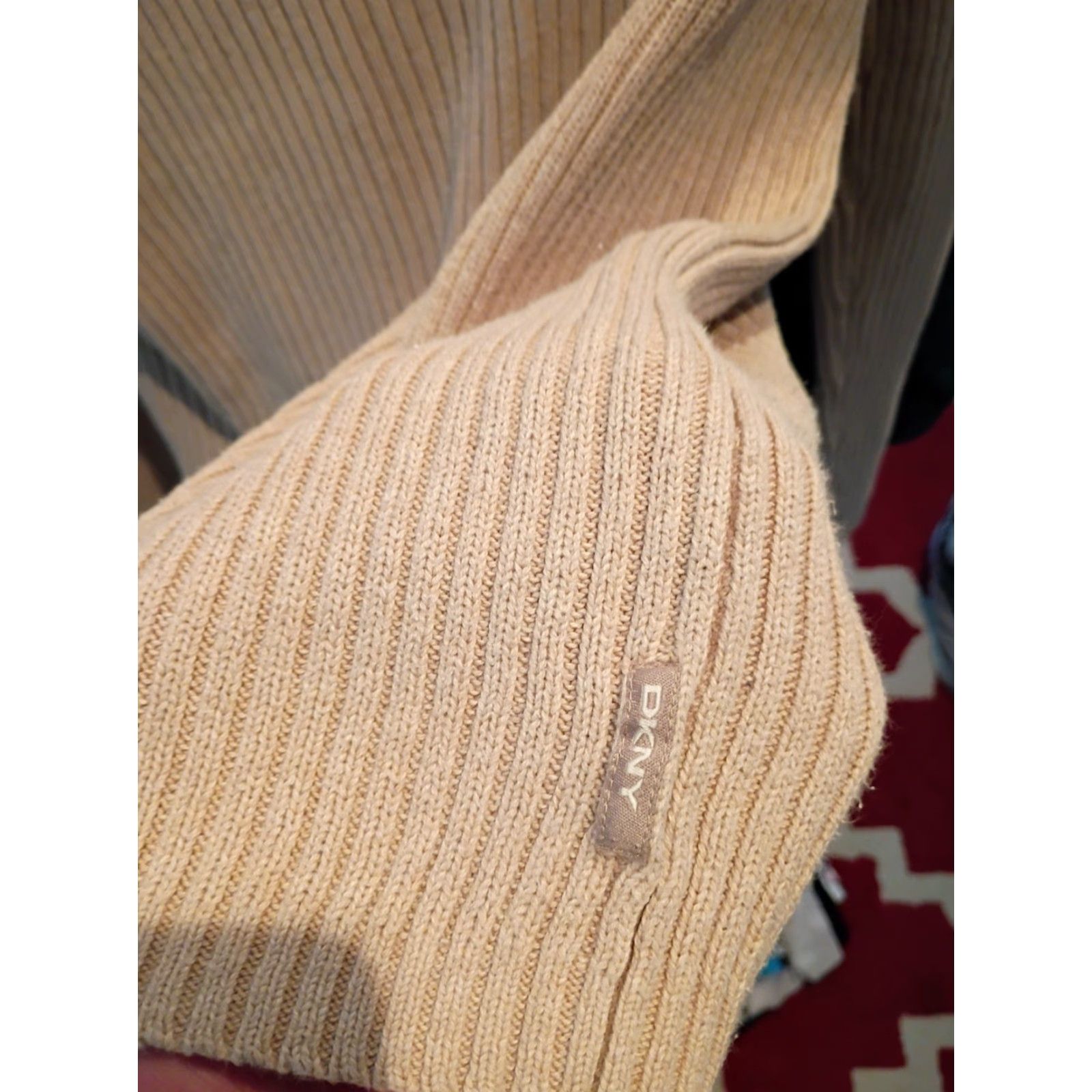 DKNY VINTAGE DKNY Ribbed Beige Pullover Sweater Unisex Adults L Mock Neck Pullover Sweater Y2K Thailand Beige Mens Womens Girls Boys (choose applicable) Size US L / EU 52-54 / 3 - 3 Thumbnail