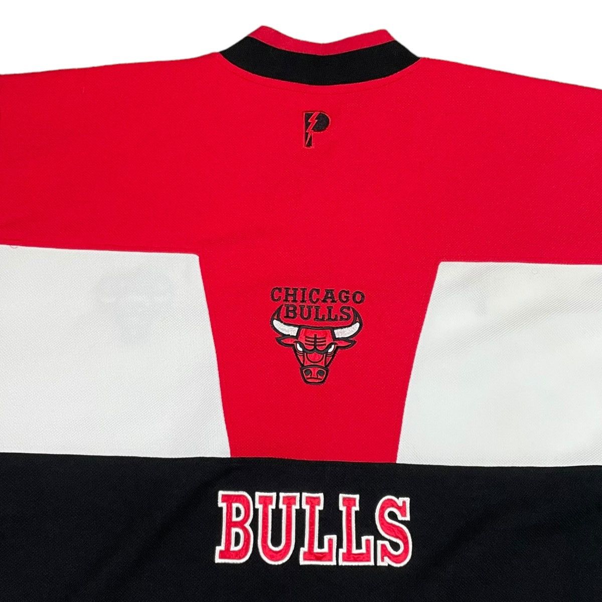 NBA × Pro Player × Vintage Vintage 90s Chicago Bulls NBA Warm Up Snap Shirt Adult XL Size US XXL / EU 58 / 5 - 7 Thumbnail