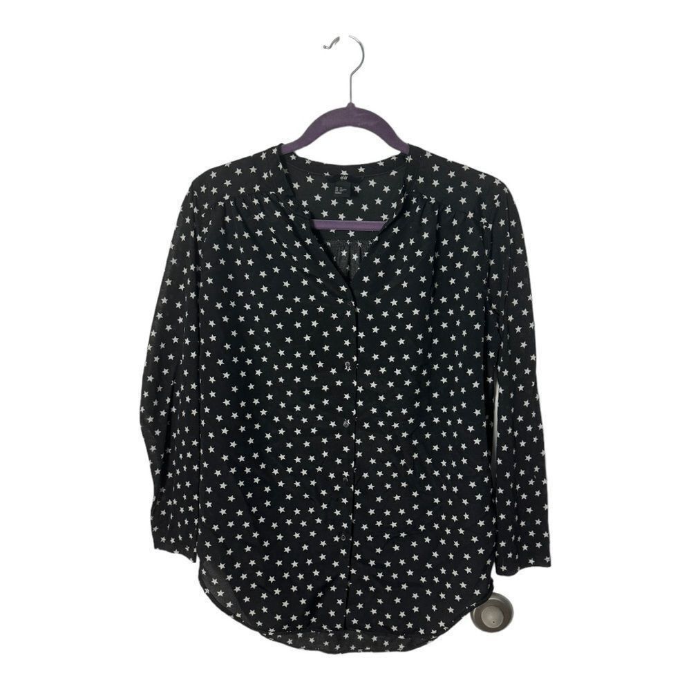 H&M H&M XS Black Star Print Button Down Shirt – Relaxed Fit Size XS / US 0-2 / IT 36-38 - 2 Thumbnail