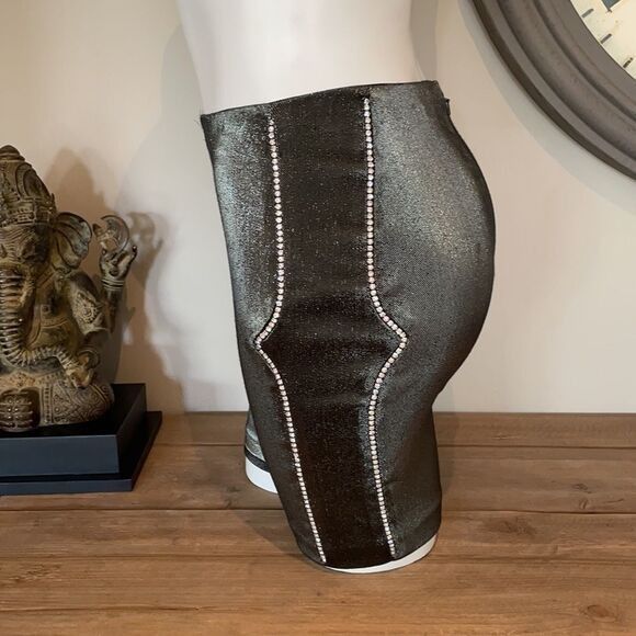 Area -AREA S luxury BICYCLE SHORTS WITH CRYSTALS open to offers Size 28" / US 6 / IT 42 - 2 Thumbnail