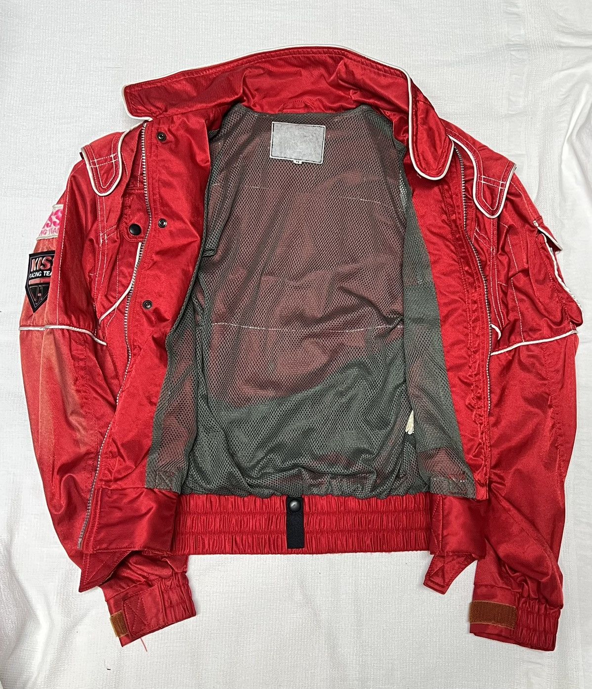Other 🔥HOT DROPS🔥 Vintage 90s Kiss Racing Team jacket in red nylon Size US M / EU 48-50 / 2 - 4 Thumbnail