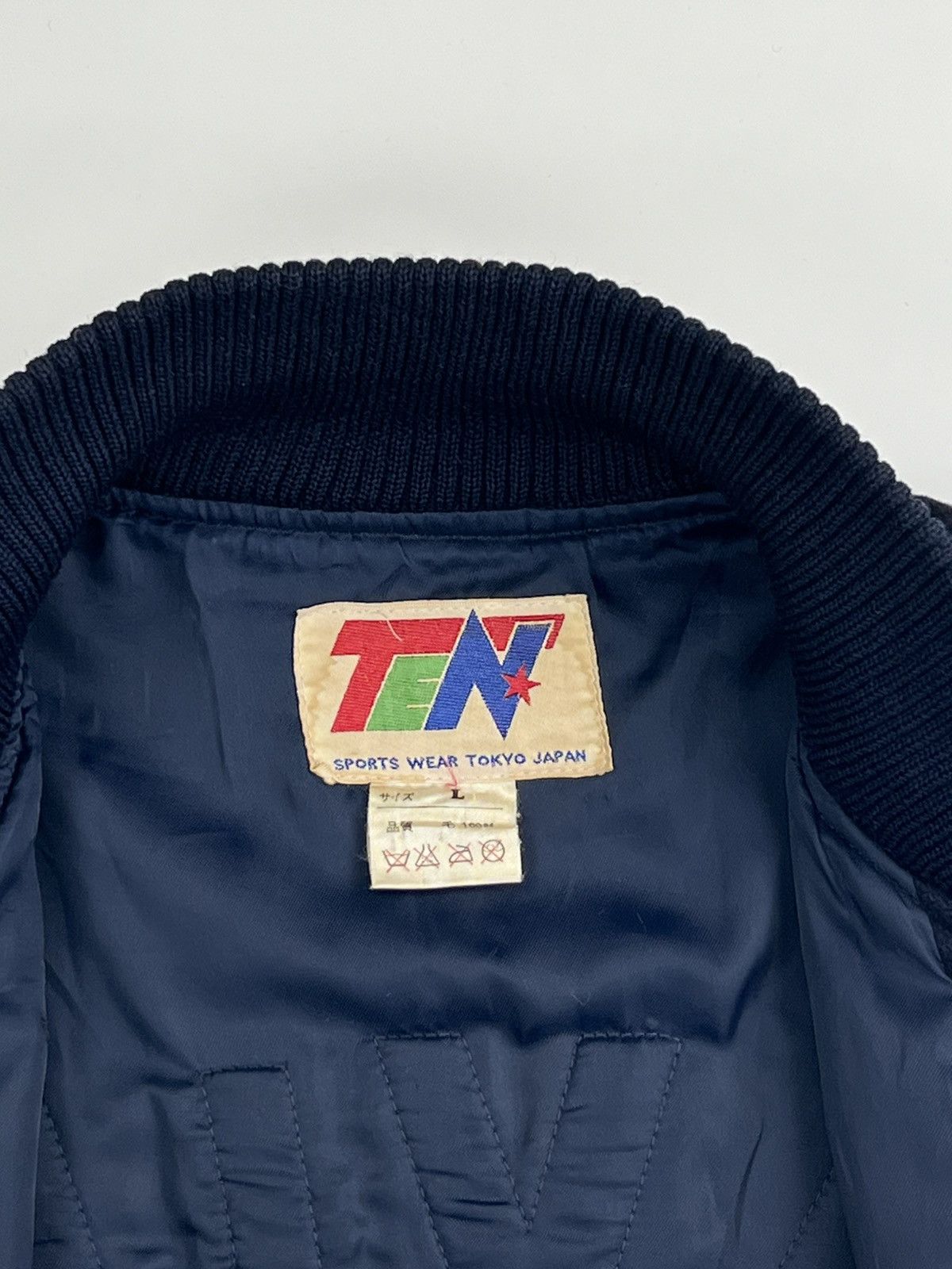 Japanese Brand VINTAGE TEN SPORTS WEAR TOKYO JAPAN VARSITY JACKET Size US L / EU 52-54 / 3 - 9 Thumbnail