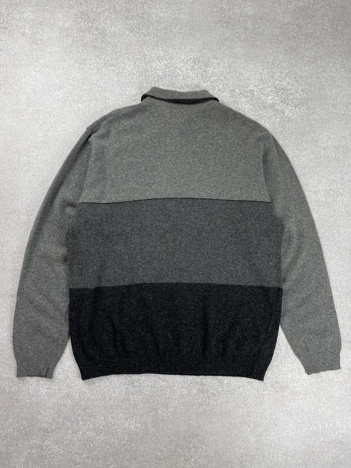 Versace × Versace Jeans Couture × Vintage Vintage Versace Jeans Couture Wool Sweater Size US XXL / EU 58 / 5 - 10 Thumbnail