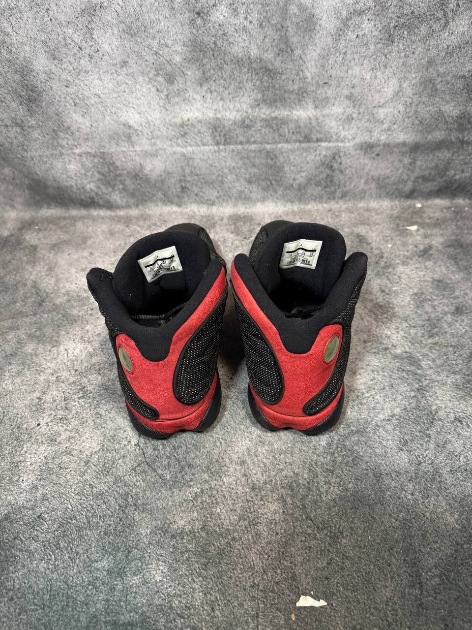 Jordan Brand Size 10 | Jordan 13 Bred No Box | Pre-Owned Size US 10 / EU 43 - 3 Thumbnail