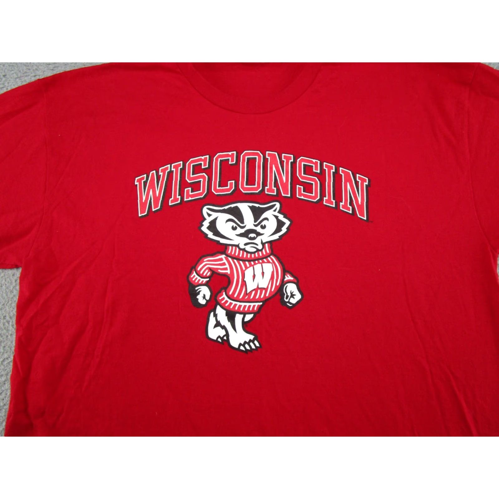 Jansport VINTAGE Wisconsin Badgers Double Sided Spell Out Graphic T-Shirt Mens 2XL Red Cotton Crew Neck Short Sleeve JanSport Size US XXL / EU 58 / 5 - 3 Thumbnail