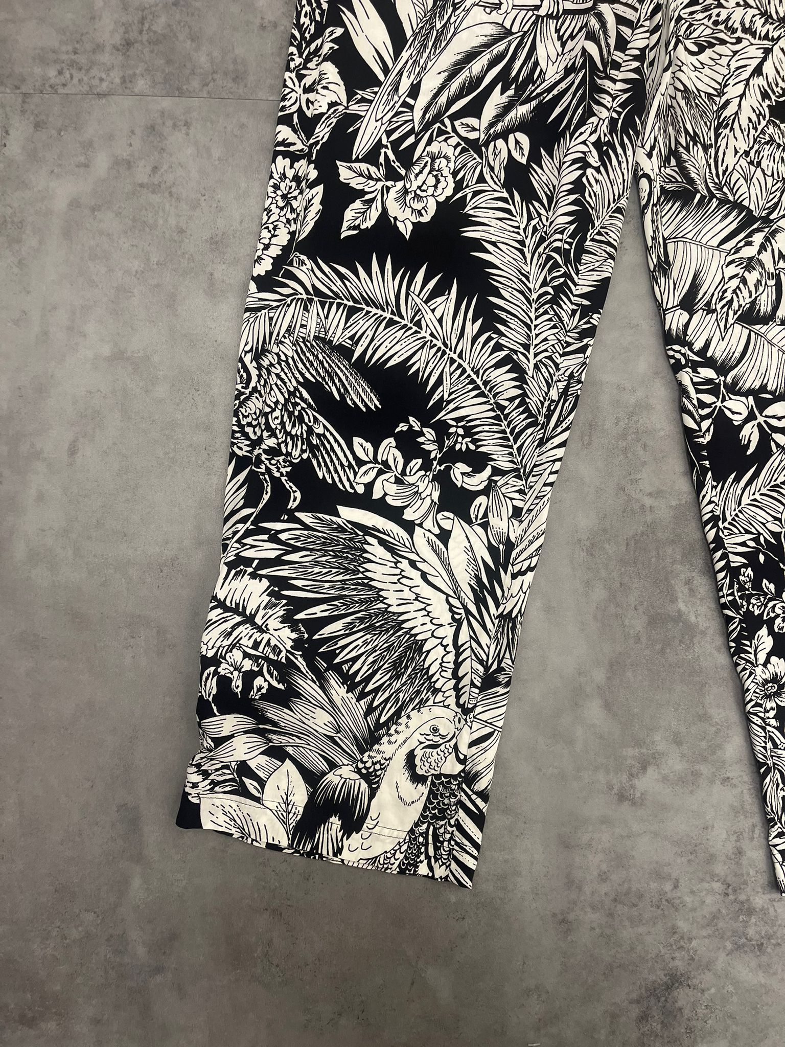 Palm Angels o1c11t2y0823 Jungla Parrots Pajama Pants in Black & White Size US 32 / EU 48 - 5 Thumbnail
