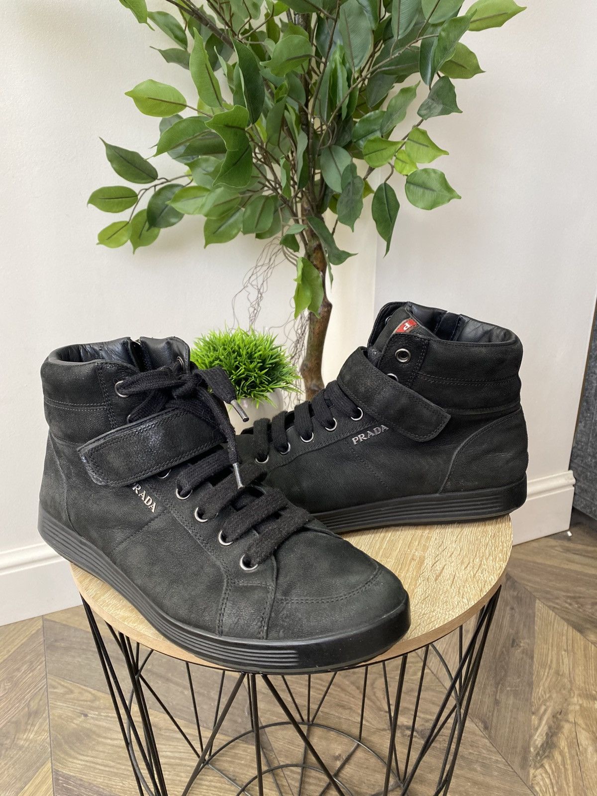 Prada LUXURY PRADA RED TAB HIGH-TOP SNEAKERS SHOES Size US 8.5 / EU 41-42 - 4 Thumbnail