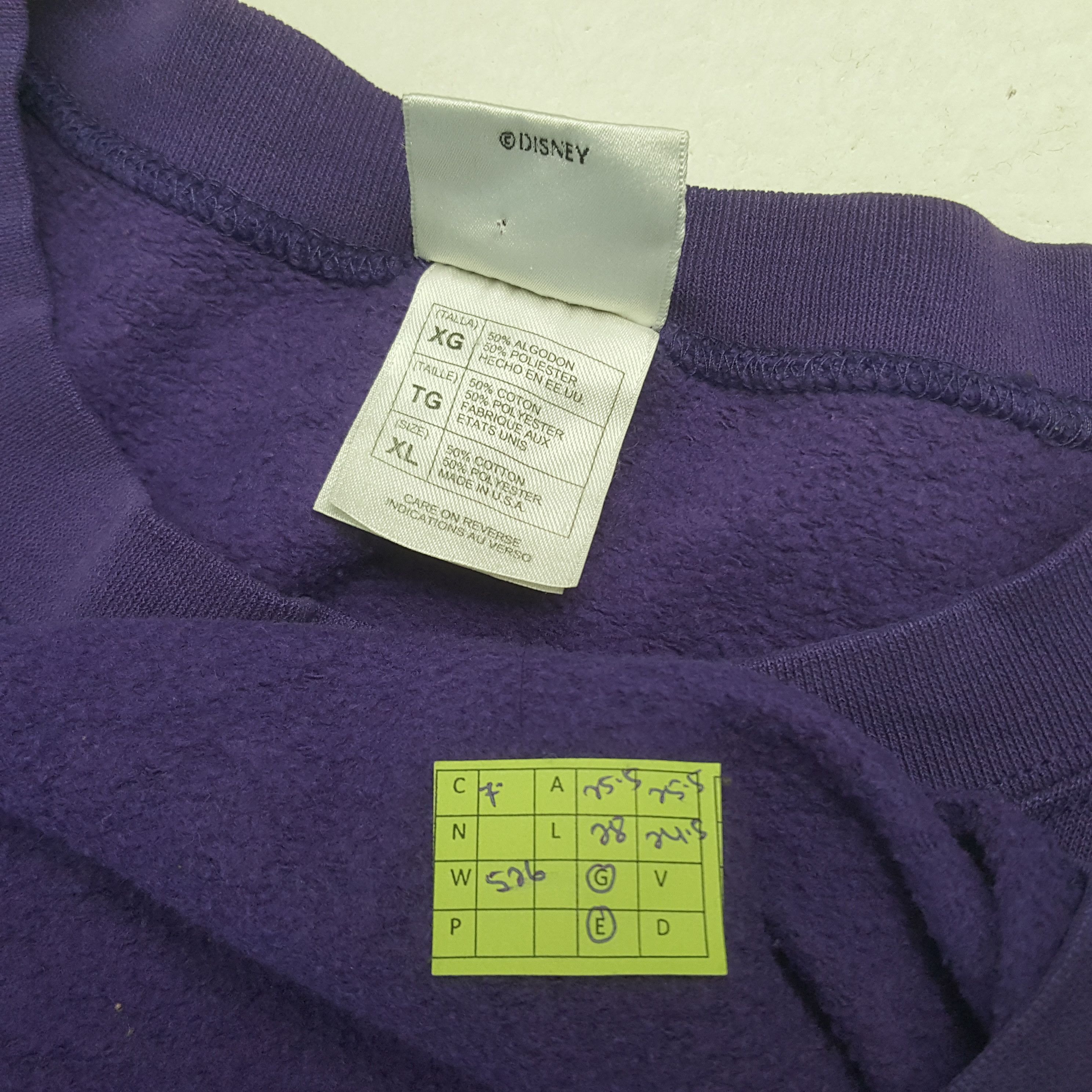 Disney Vintage Pooh Sweet As Hunny Cartoon Movie Sweatshirt RR7 Size US XL / EU 56 / 4 - 7 Thumbnail