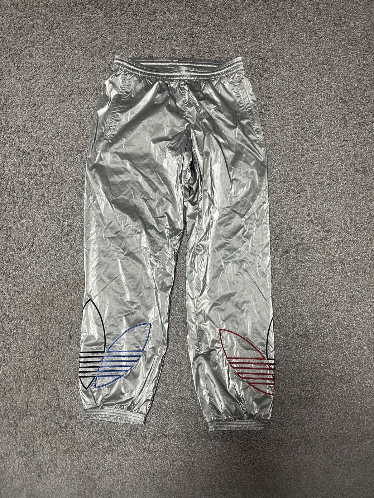 Adidas Adidas Originals Metallic Silver Big Logo Pants Size M NEW Size US 32 / EU 48 - 1 Thumbnail