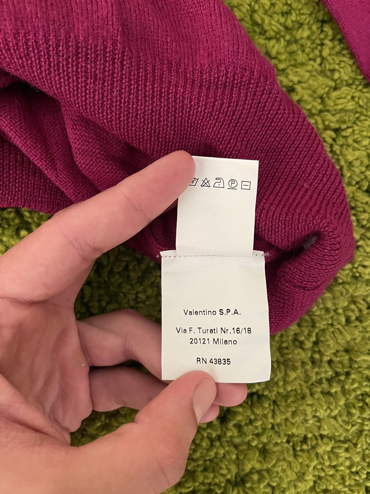 Designer × Valentino Valentino 100% wool knit logo sweater Size M / US 6-8 / IT 42-44 - 7 Thumbnail