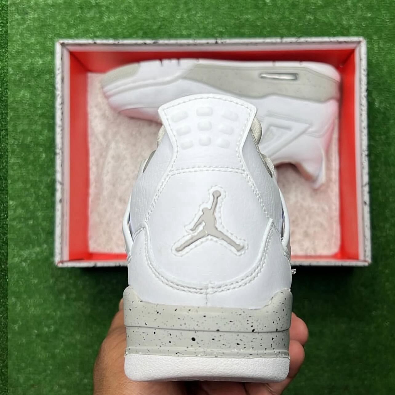 Jordan Brand Air Jordan 4 Retro GS ‘ White Oreo ‘ Size US 6 / EU 39 - 5 Thumbnail