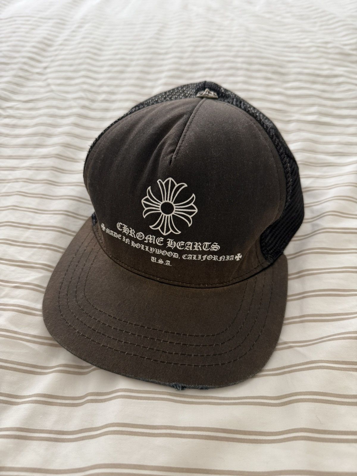 vintage ch plus hollywood trucker hat in black