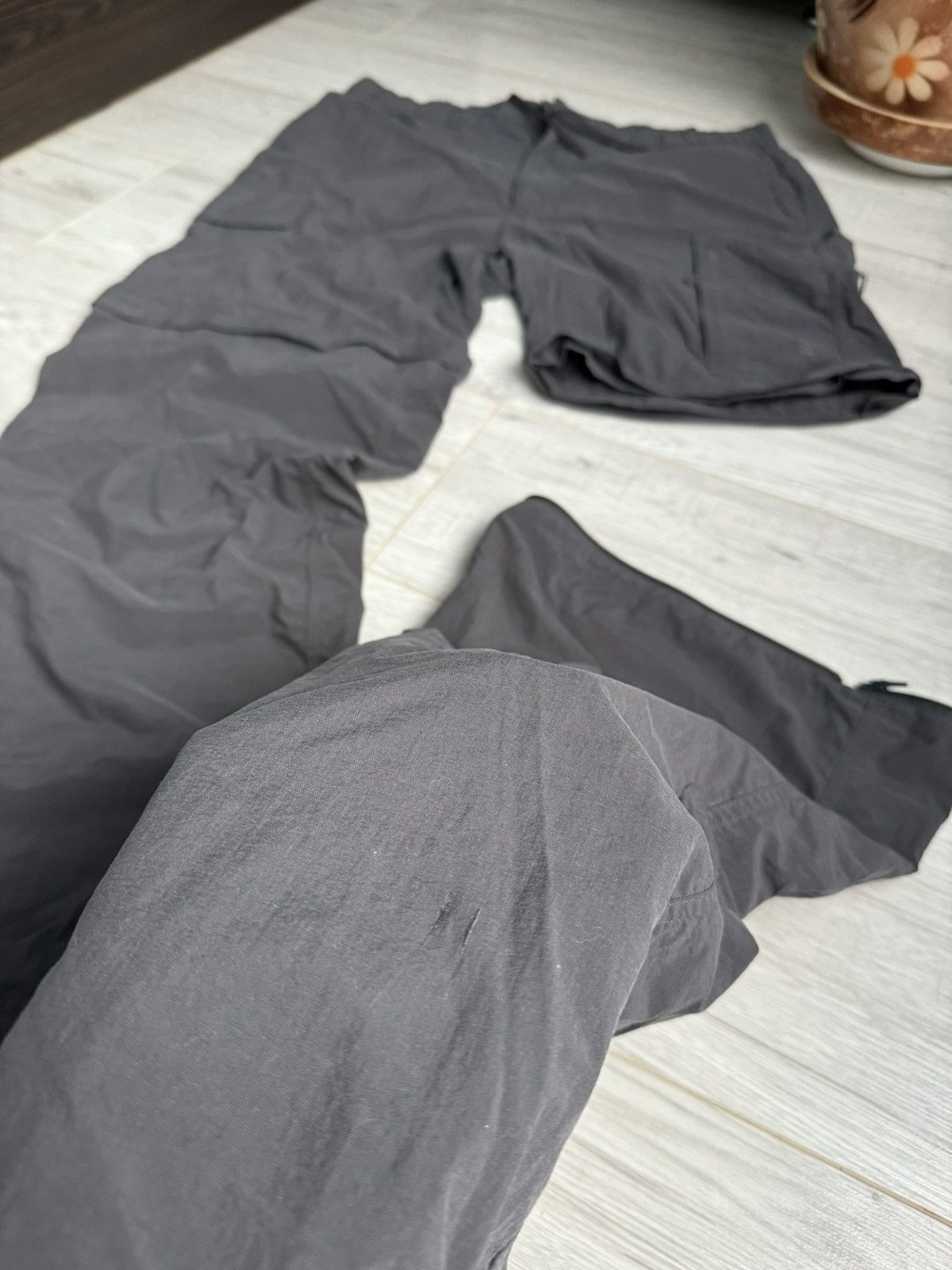 Designer × The North Face The North Face Transformer Track Pants Size US 34 / EU 50 - 3 Thumbnail
