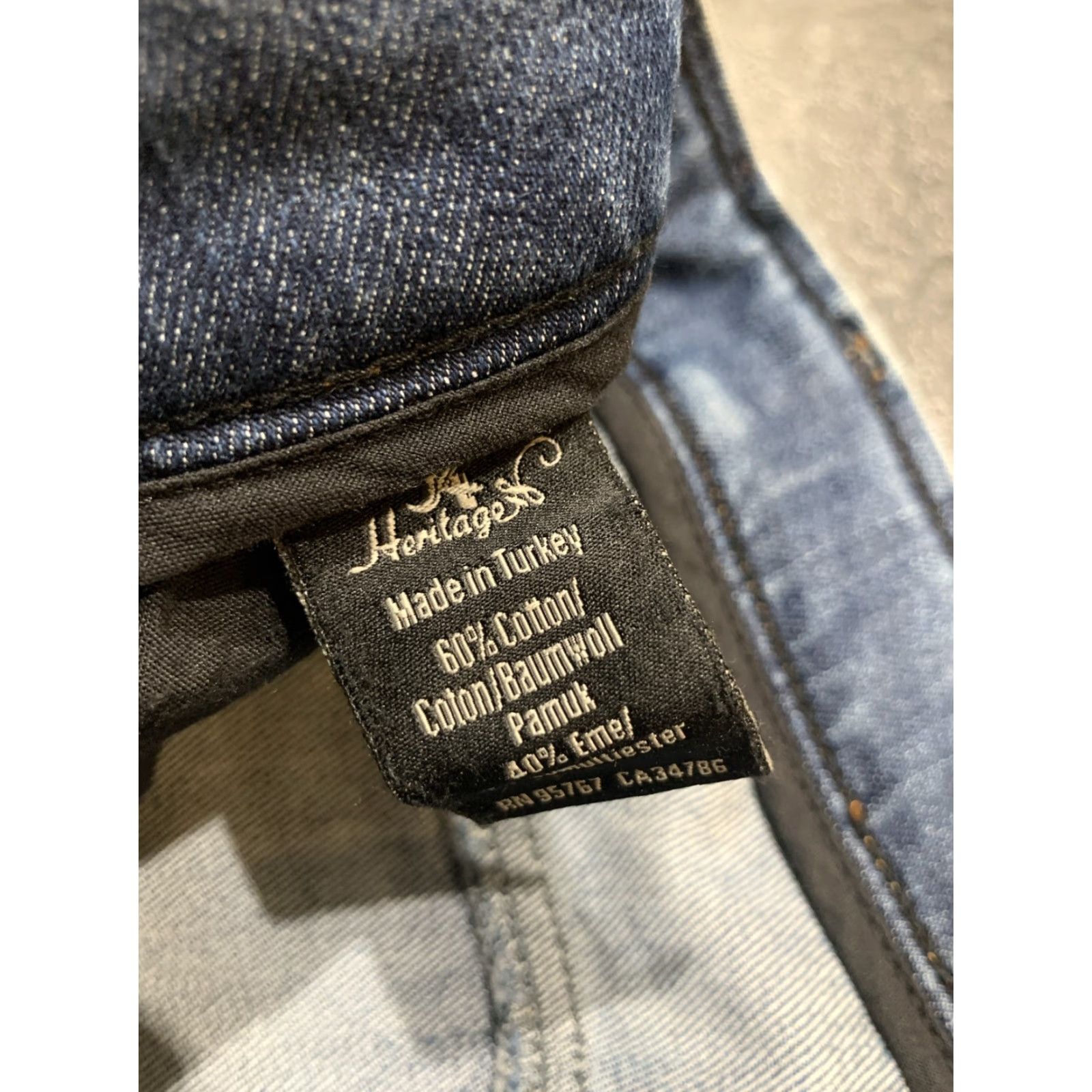 Vintage 34 Heritage Jeans Men's 40x32 Blue Mid Rise Relaxed Stretch Denim Classic Fit Size US 40 / EU 56 - 7 Thumbnail