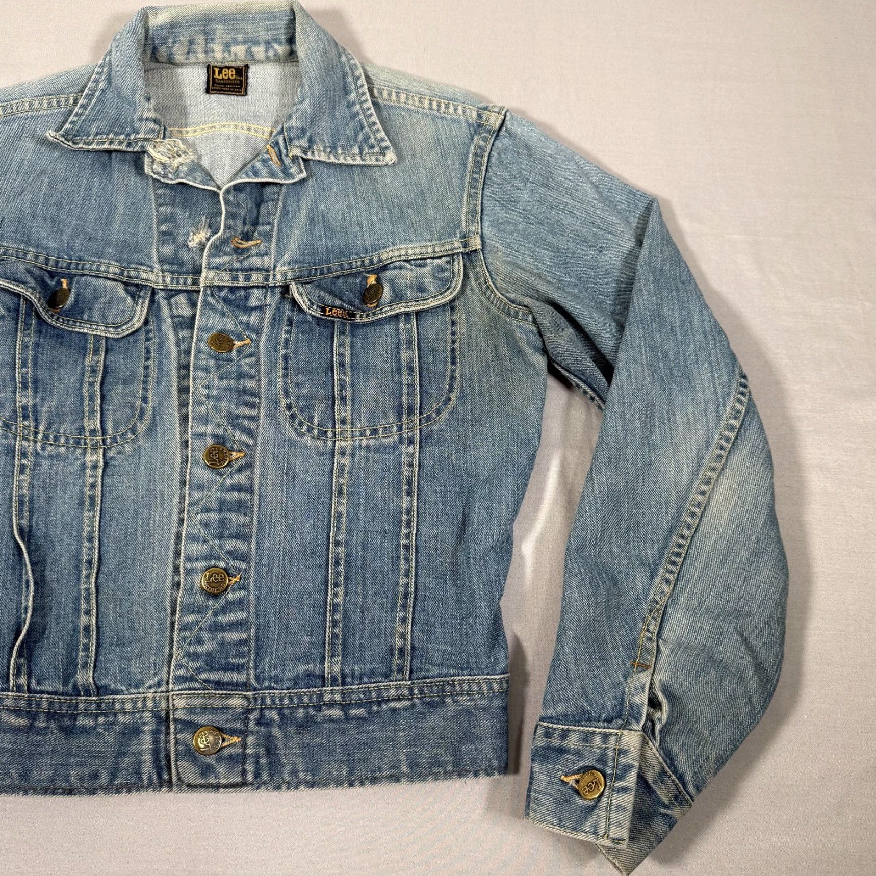 Lee VINTAGE Lee Jacket Mens 38 Blue Sanforized Denim Jean Trucker Union Made USA 60s Size US 38 / EU 54 - 4 Thumbnail