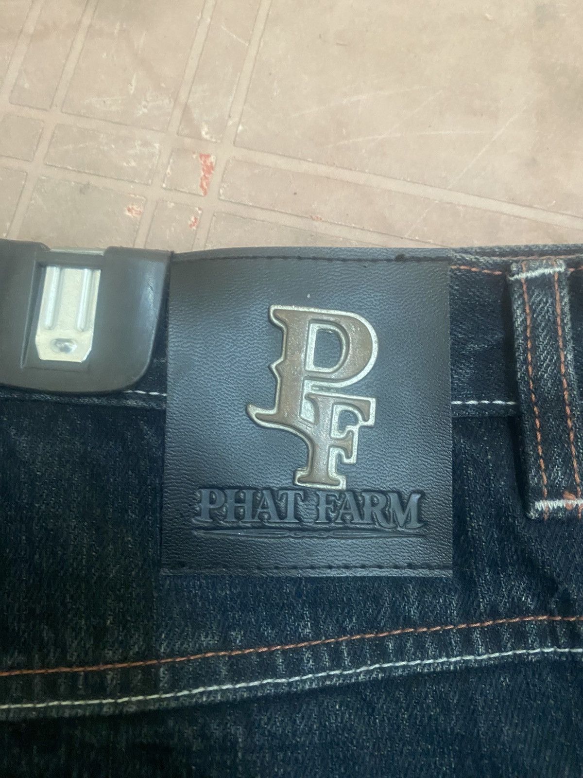Designer PHAT FARM JEANS Size US 40 / EU 56 - 3 Thumbnail