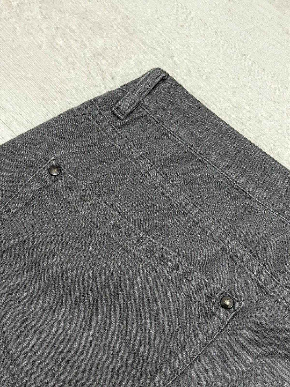 John Varvatos John Varvatos Gray Denim Jeans Size 34R Size US 34 / EU 50 - 4 Thumbnail