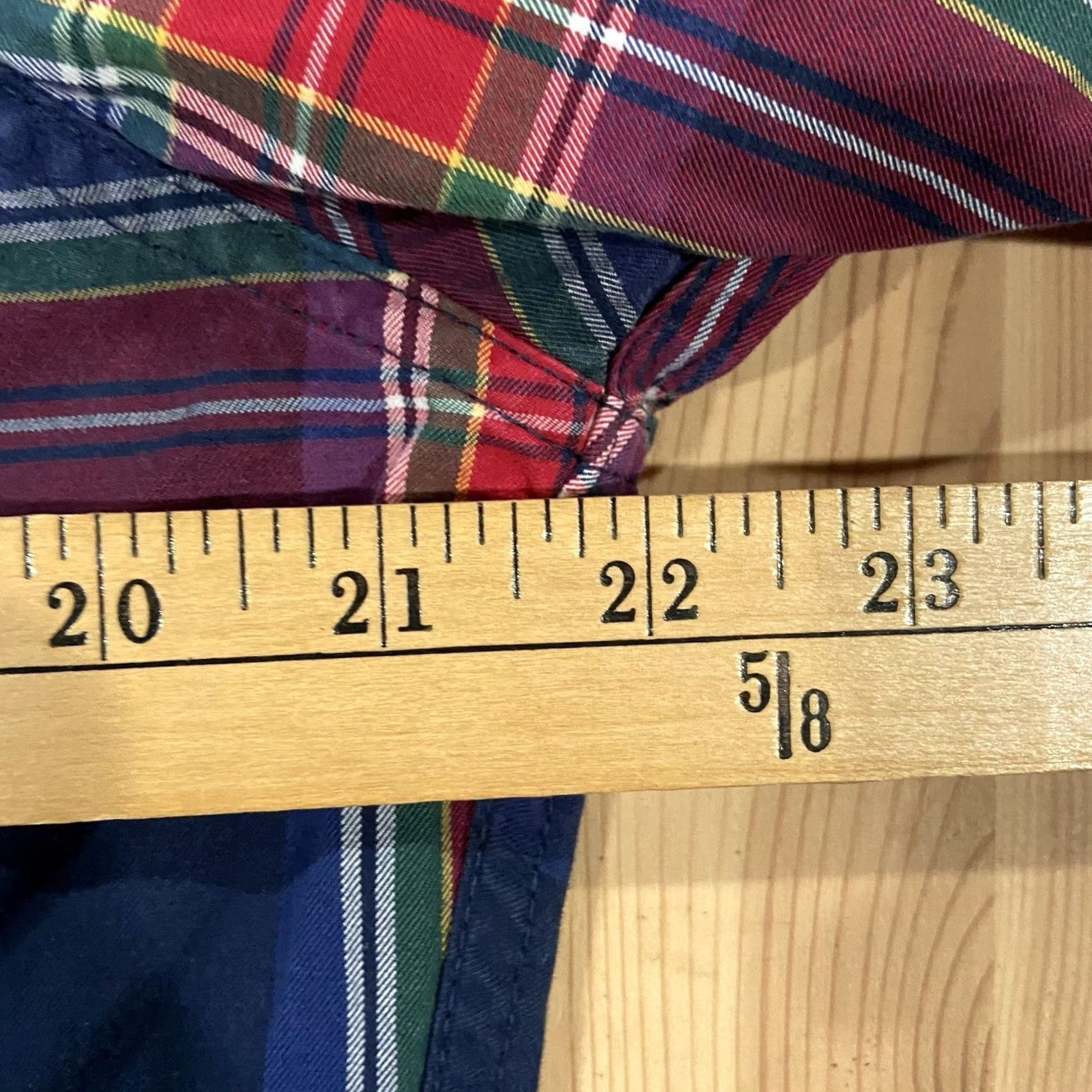 Abercrombie & Fitch Abercrombie & Fitch Shirt Mens L Muscle Fit Holiday Colors Plaid Button-Up Casual Size US L / EU 52-54 / 3 - 2 Thumbnail
