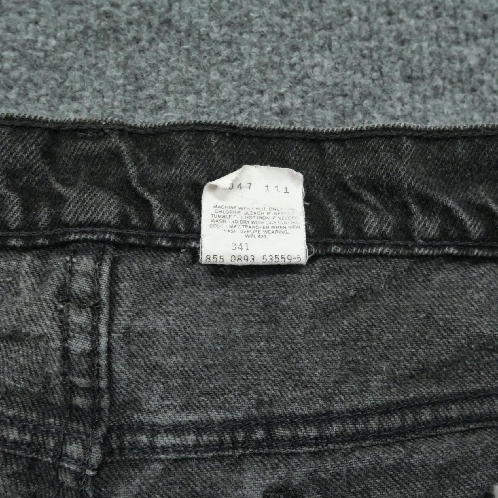 Levi's VINTAGE Levi's Jeans Bermuda Shorts Mens 38 Black Denim 90s Orange Tab 5-Pocket Mens Size US 37 - 4 Thumbnail