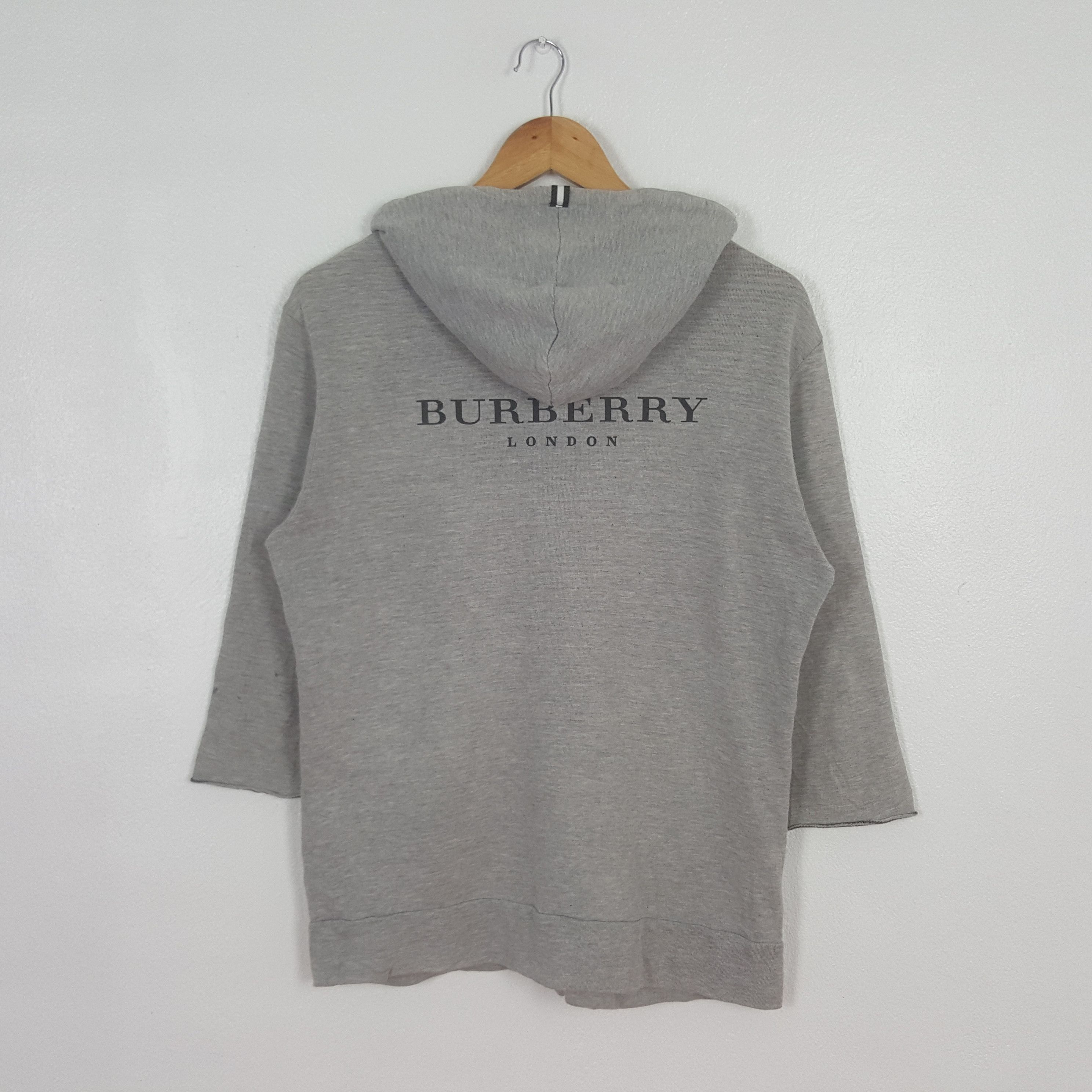 Burberry Vintage Burberry London Designer Hoodies C324N9 Size US S / EU 44-46 / 1 - 1 Thumbnail