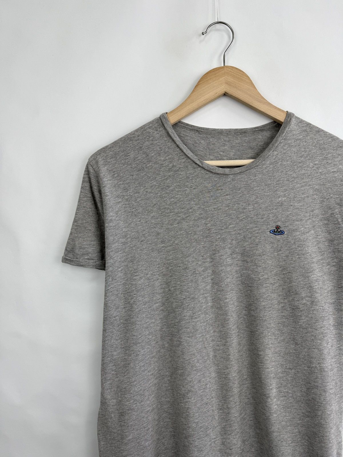 Vivienne Westwood Vivienne Westwood Luxury T-Shirt Rare Retro Hype Y2K Size US M / EU 48-50 / 2 - 2 Thumbnail