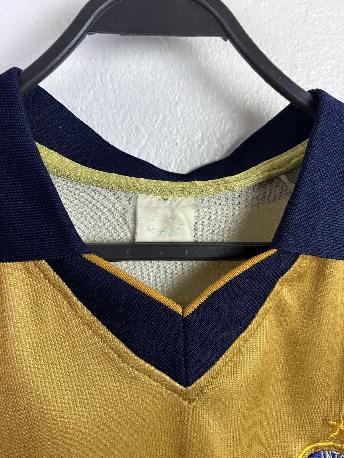 Vintage 00s Vintage Inter Milan Licensed Replica Jersey In Yellow Size US L / EU 52-54 / 3 - 9 Thumbnail
