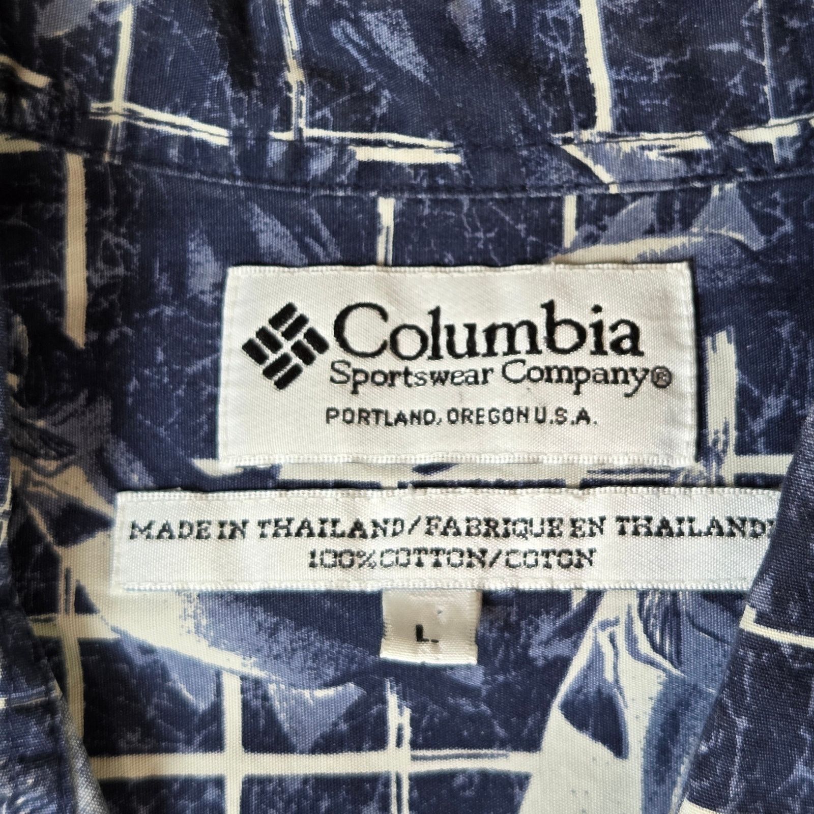 Columbia Columbia Fish Print Short Sleeve Button Shirt L Size US L / EU 52-54 / 3 - 3 Thumbnail