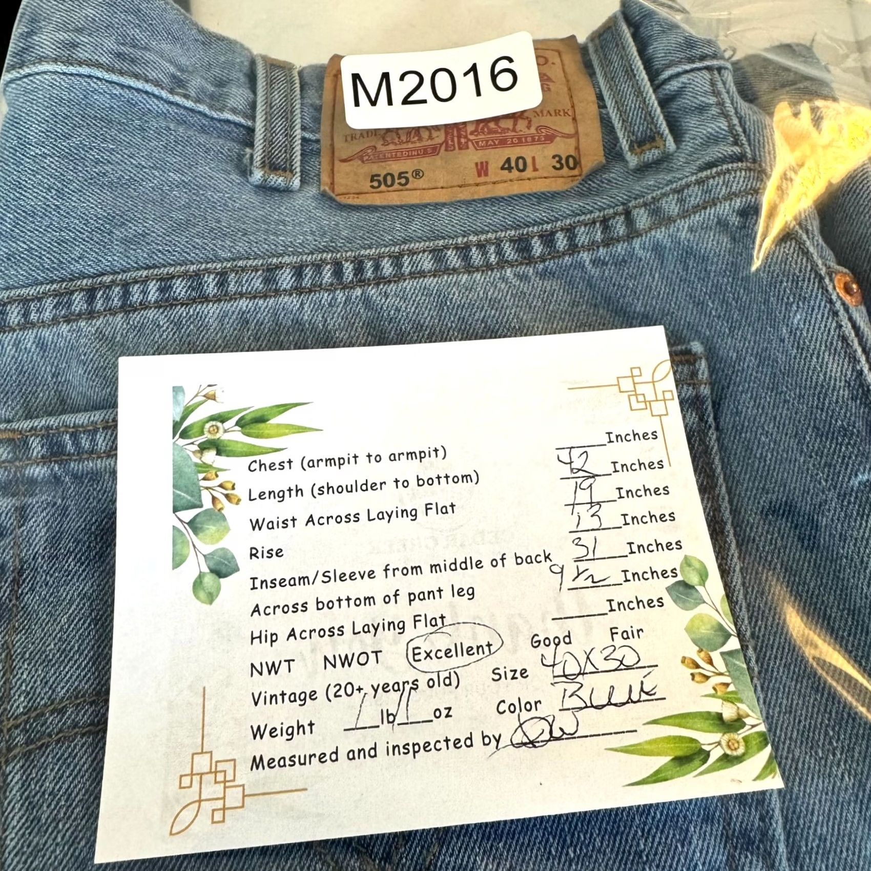 Levi's VINTAGE Levis 505 Jeans Mens 40x30 Blue Denim Regular Fit Straight Leg Classic Size US 40 / EU 56 - 7 Thumbnail