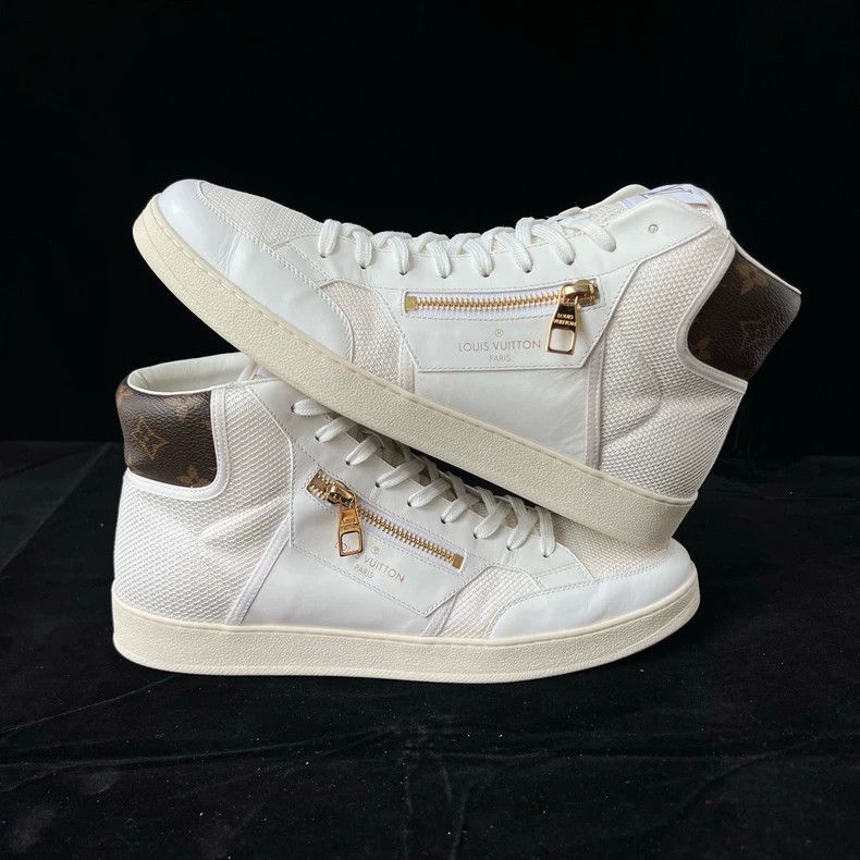 Louis Vuitton Louis Vuitton White Zipper High Top Board Shoes Size US 9.5 / EU 42-43 - 3 Thumbnail