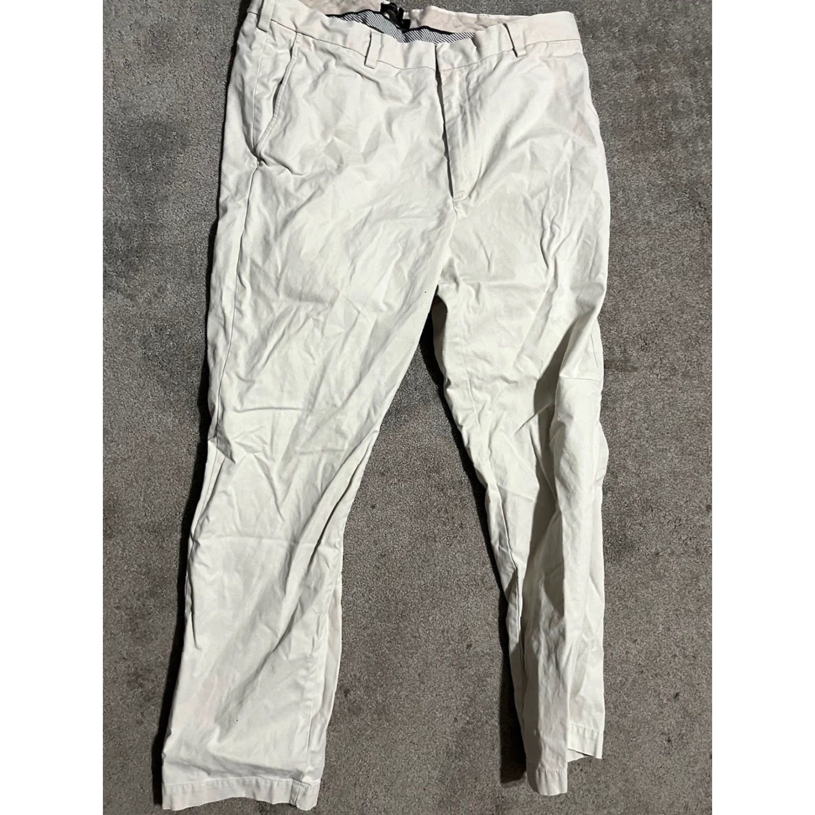 Banana Republic Banana Republic Aiden Chino Pants Beige Solid Mens 38x32 Cotton Blend Distressed Chino Pants Regular Flat Front 38 Beige Mens Size US 38 / EU 54 - 3 Thumbnail