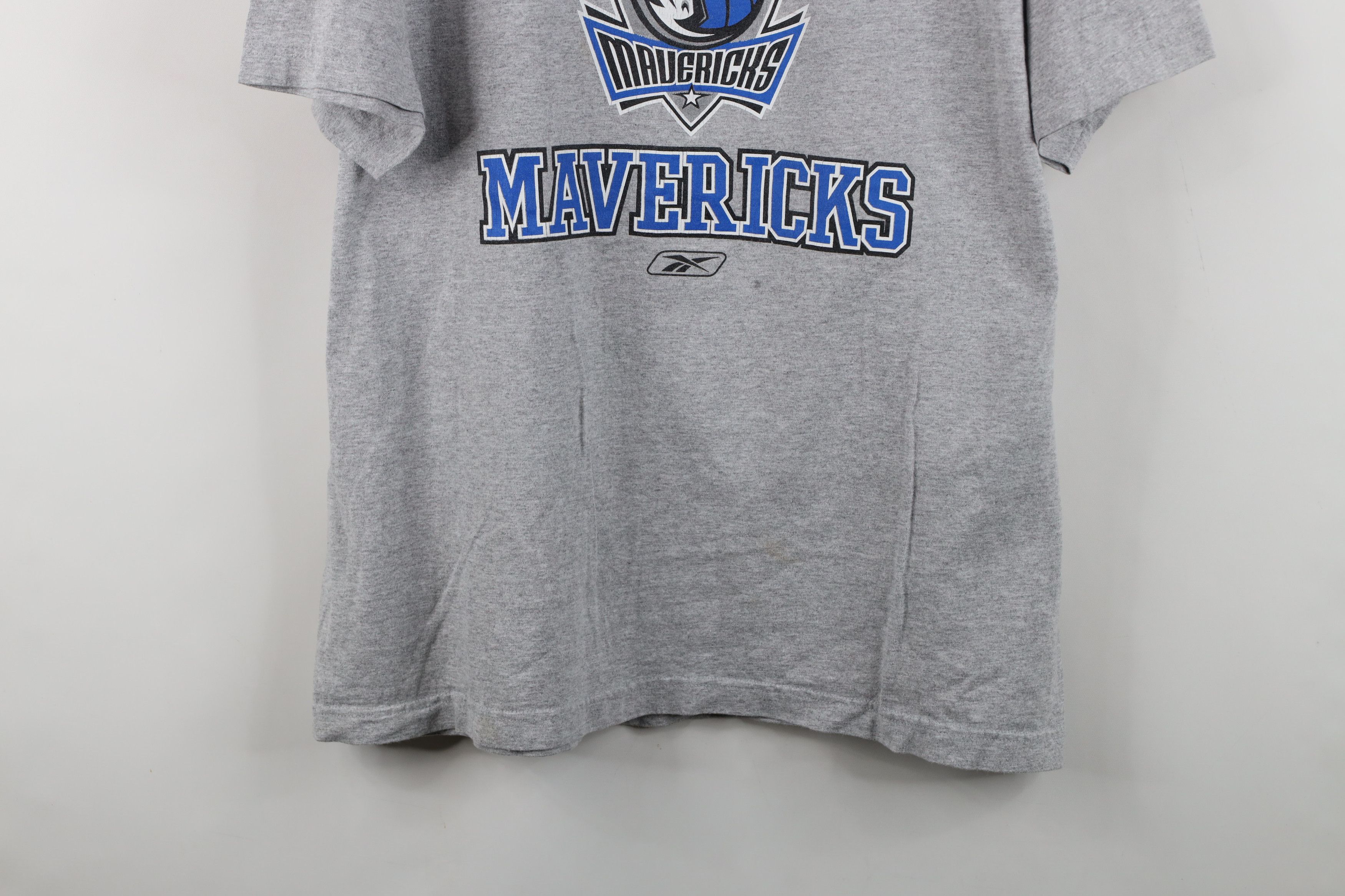 Reebok Vintage Reebok Fit Dallas Mavericks Basketball T-Shirt Gray Size US XL / EU 56 / 4 - 3 Thumbnail