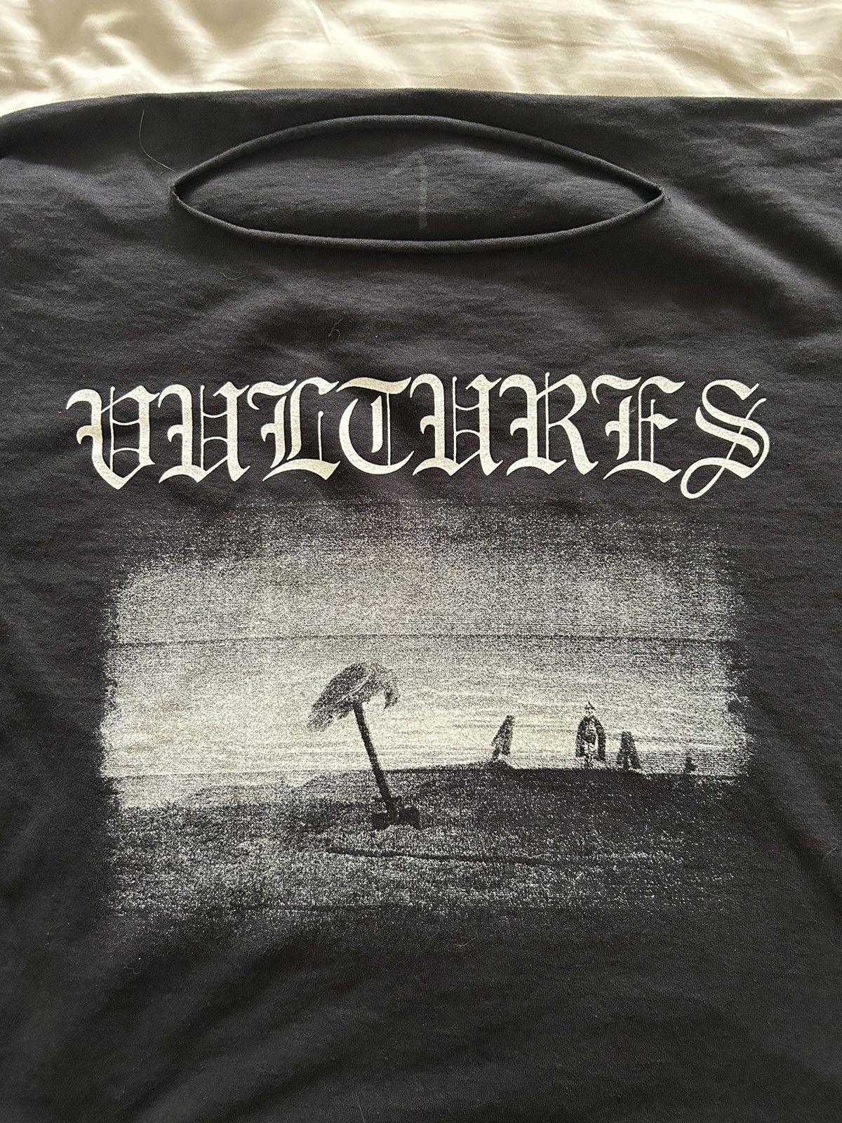 Kanye West Kanye West Vultures Long Sleeve Tee Size US M / EU 48-50 / 2 - 3 Thumbnail