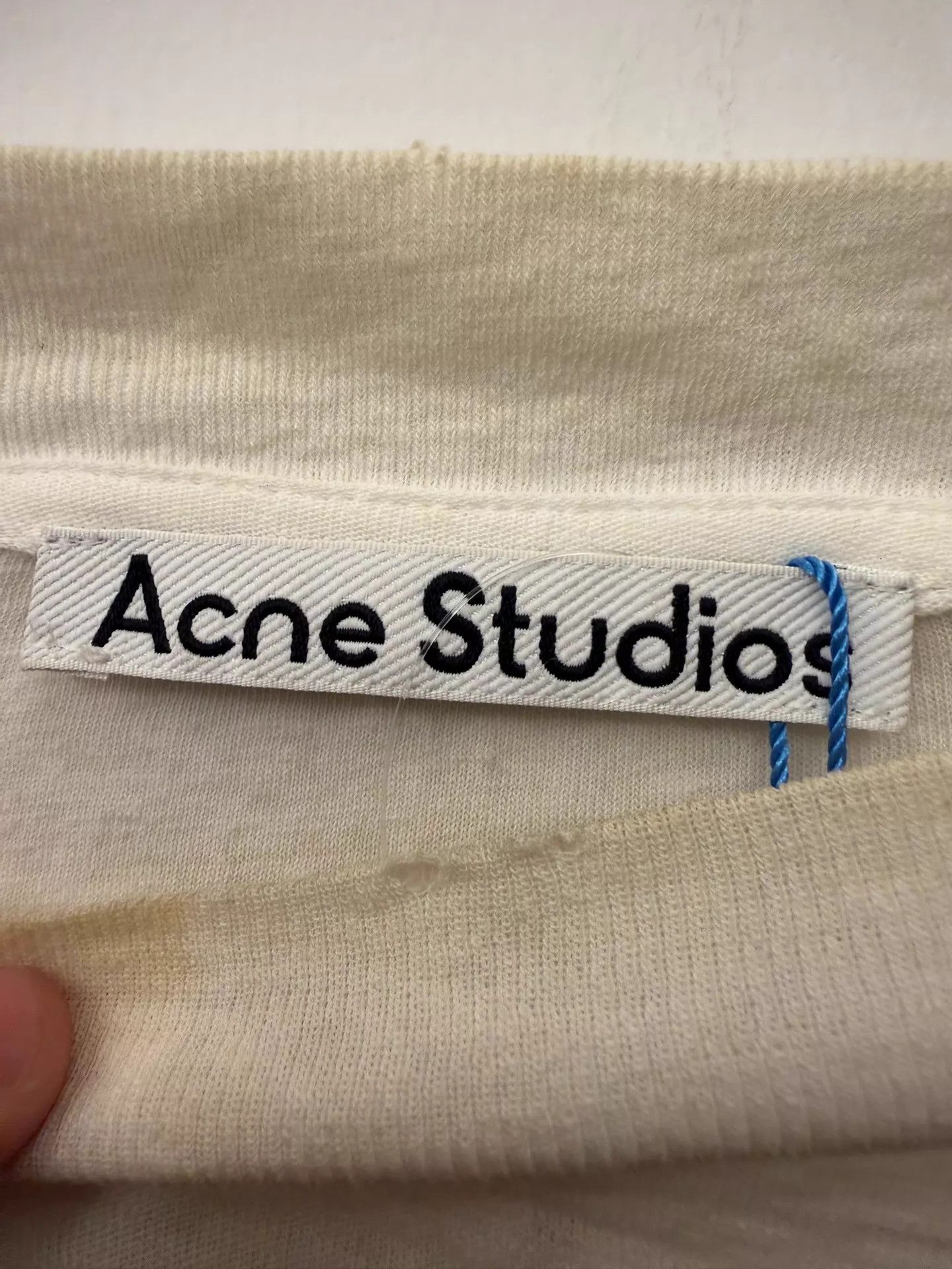 Acne Studios Acne 1996 Distressed Printed Logo Crew LS White Unisex Tee L Size US L / EU 52-54 / 3 - 3 Thumbnail