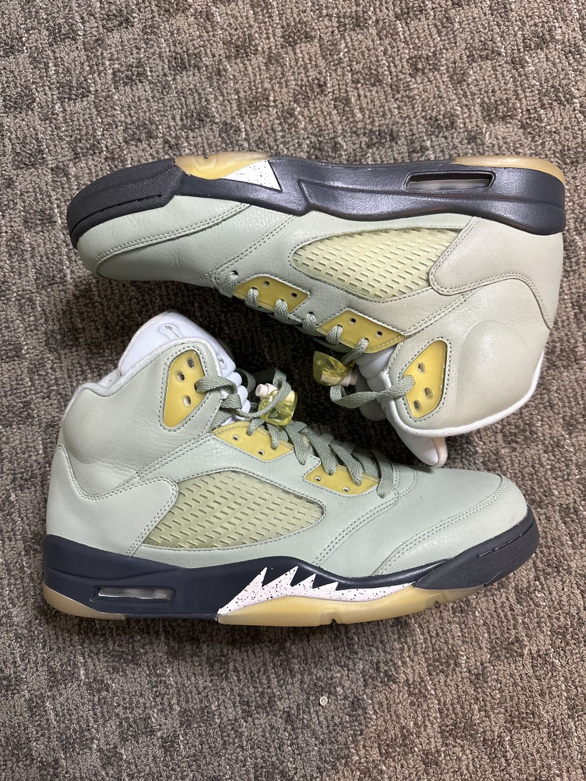 Jordan Brand Jordan 5 ‘Jade Horizon’ Size US 12 / EU 45 - 2 Thumbnail
