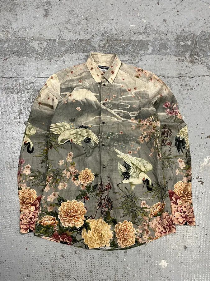 Dolce & Gabbana 2010s Dolce & Gabbana Floral Print Fantasy Shirt Size US M / EU 48-50 / 2 - 3 Thumbnail