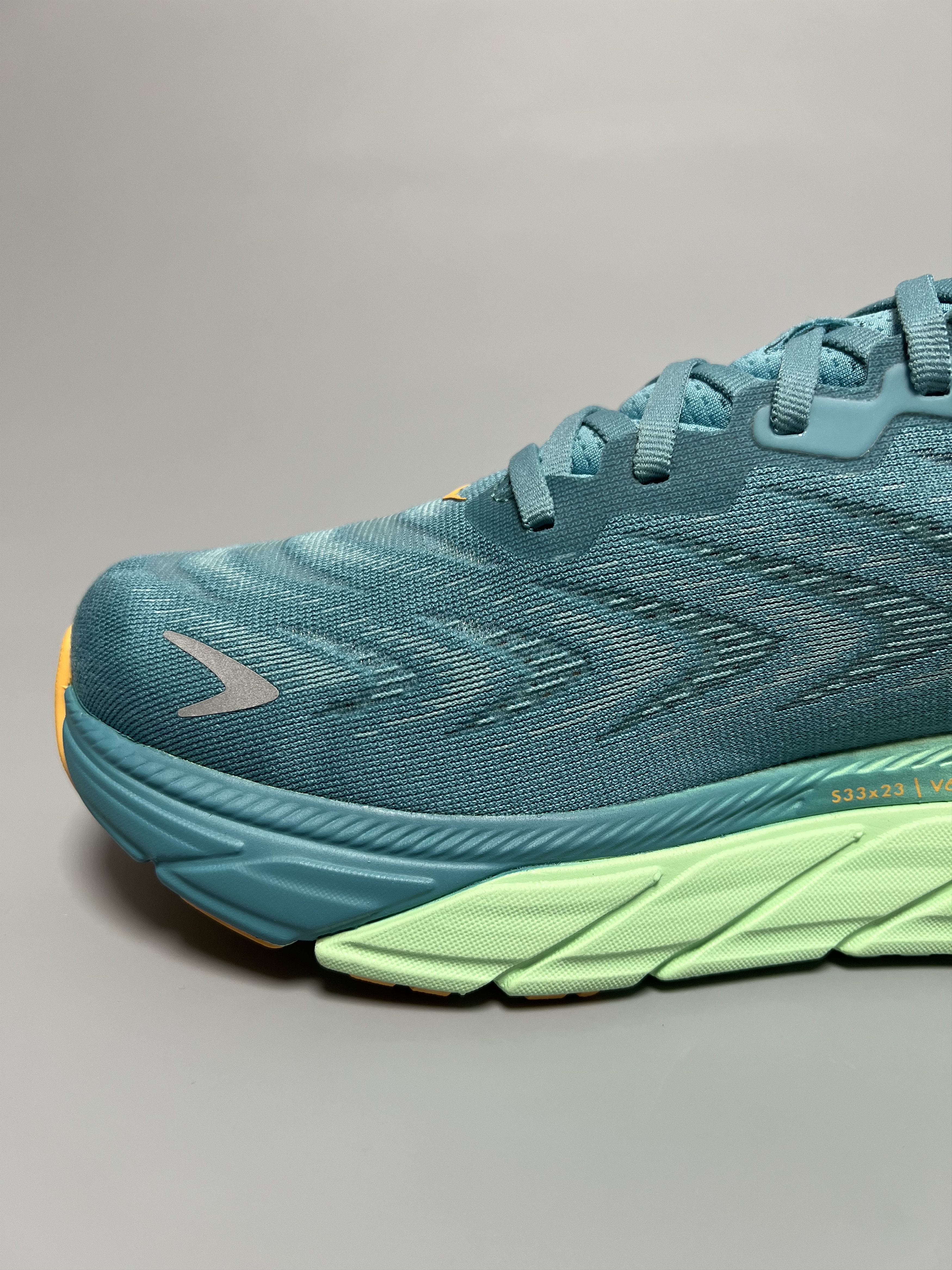 Hoka 9.5D Hoka One One Arahi 6 Running Shoes Walking Gym Size US 9.5 / EU 42-43 - 10 Thumbnail