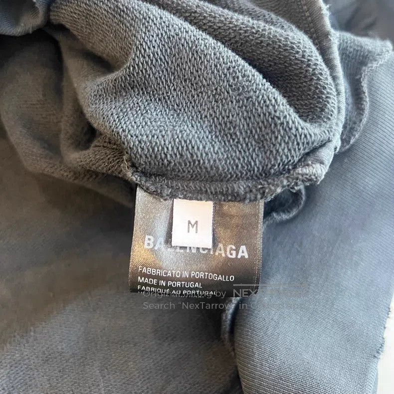 Balenciaga Balenciaga Lettering Logo Printed Zipper Black Size US M / EU 48-50 / 2 - 4 Thumbnail