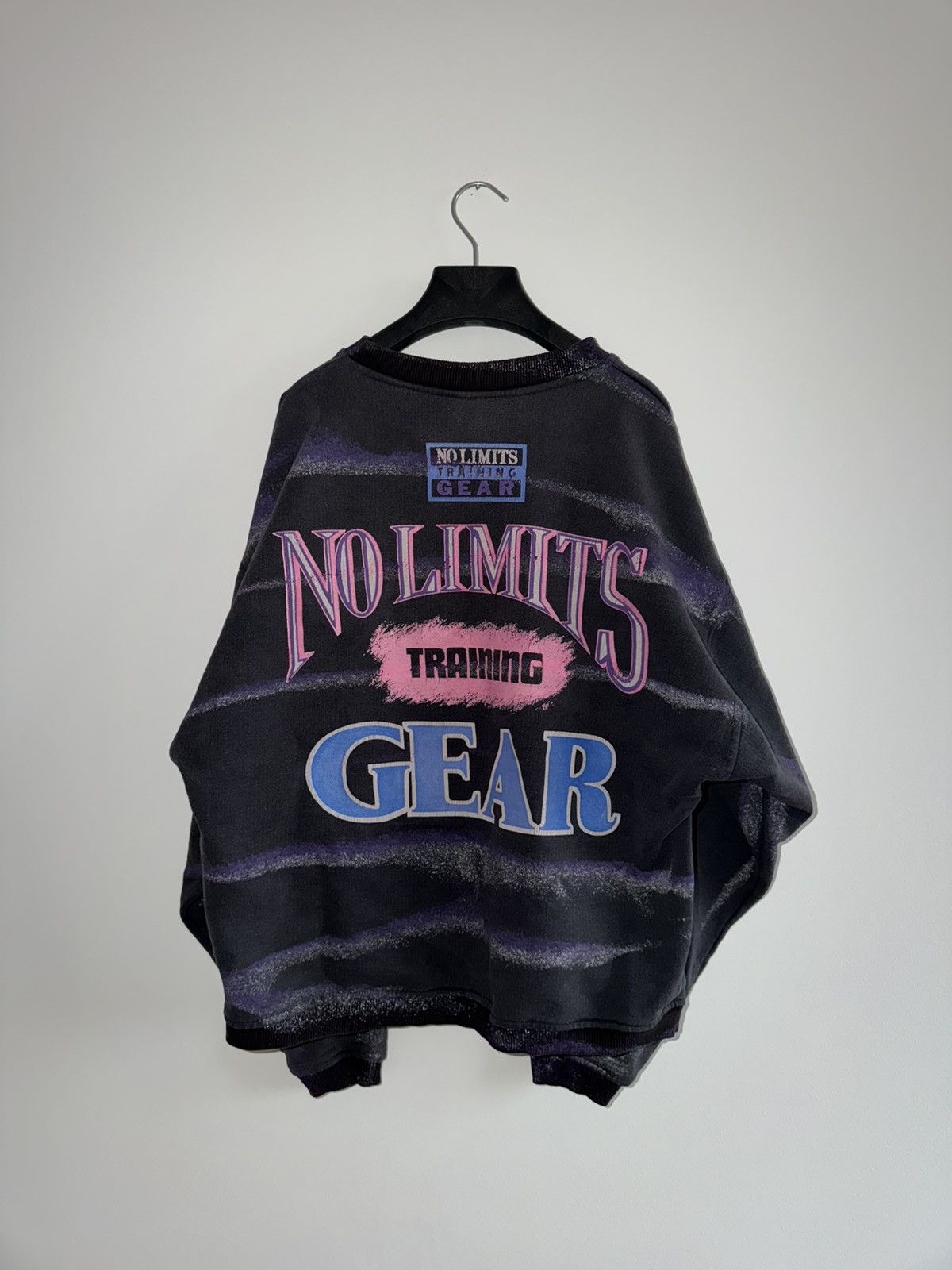 Vintage Vintage 90s no limits training gear bodybuilding gym sweater Size US L / EU 52-54 / 3 - 4 Thumbnail