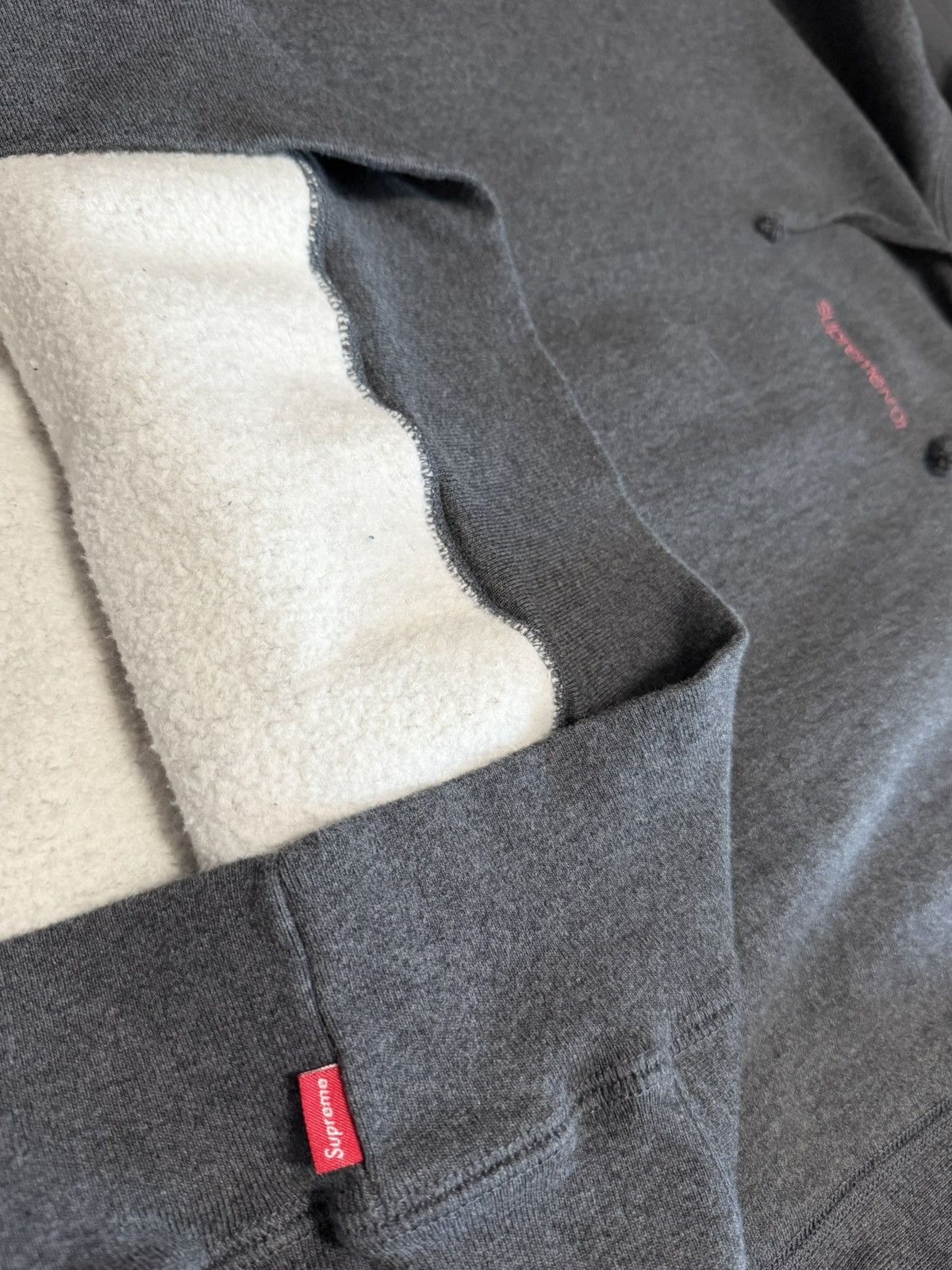 Supreme Gray Supreme Hoodie • Pink Logo Size US L / EU 52-54 / 3 - 2 Thumbnail