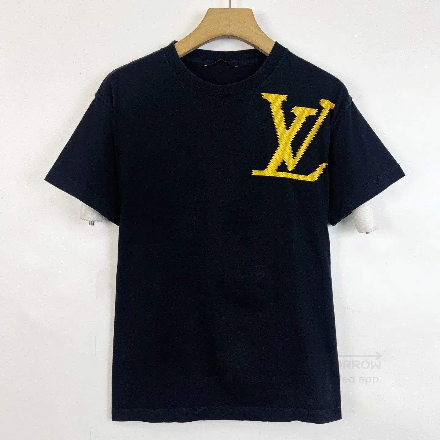 Louis Vuitton LV Black Yellow Logo Short Sleeve. Size US XS / EU 42 / 0 - 2 Thumbnail