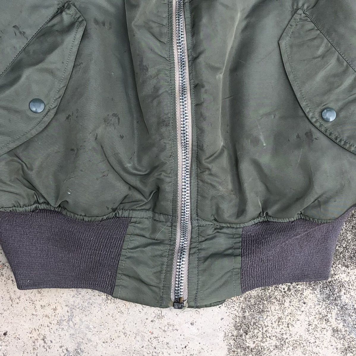 Avirex Vintage Avirex Intermediate Ma-1 Bomber Jacket 🇺🇸 Size US L / EU 52-54 / 3 - 11 Thumbnail