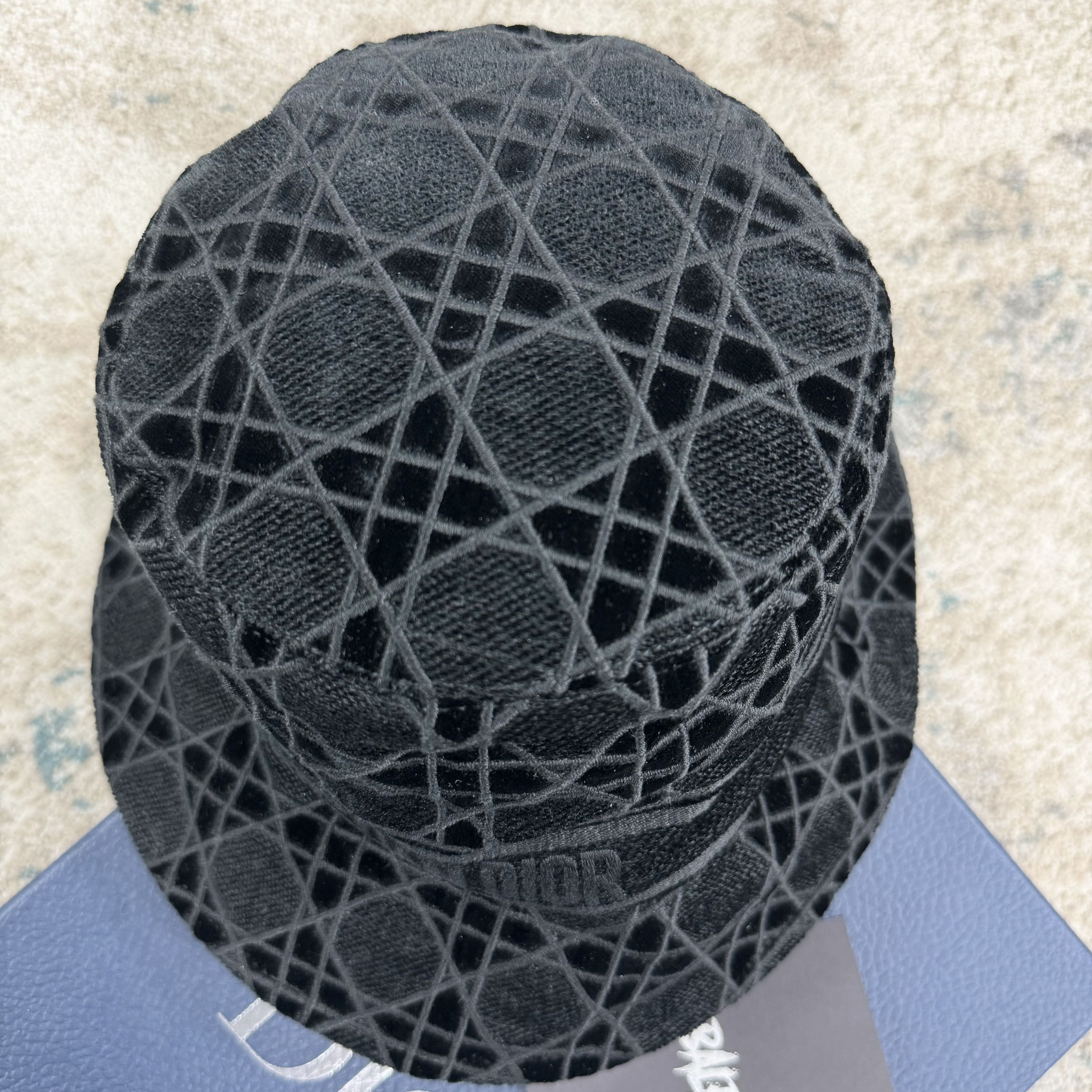 Dior Dior Cannage Small Brim Bucket Hat In Black RRP £895 Size ONE SIZE - 2 Thumbnail