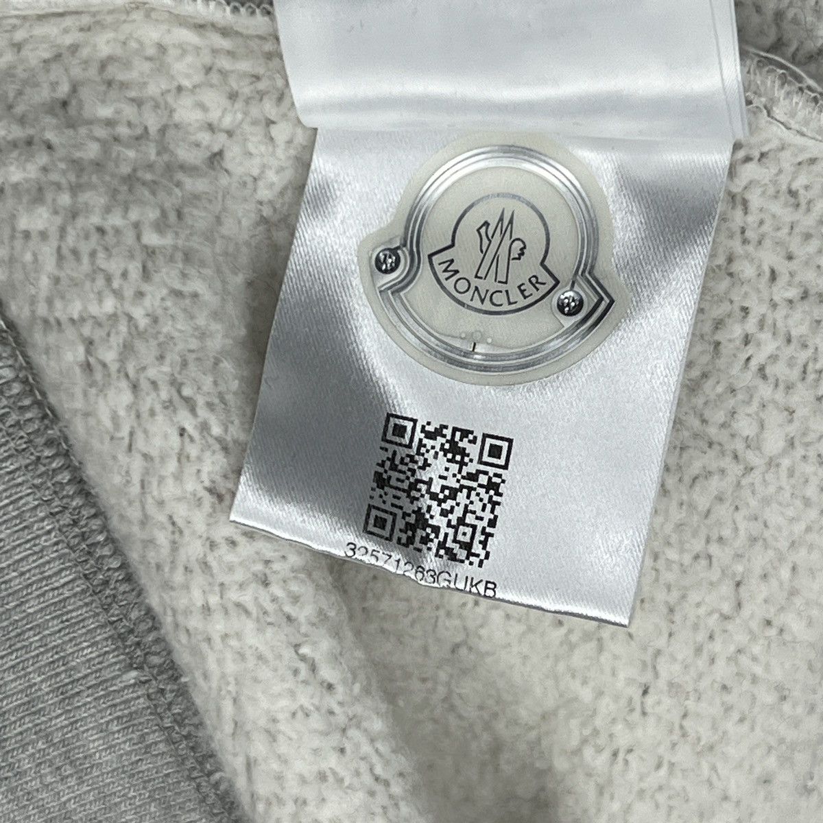 Moncler Moncler Sweatshirt Crewneck Classic Big Logo Wool Grey Size US L / EU 52-54 / 3 - 13 Thumbnail