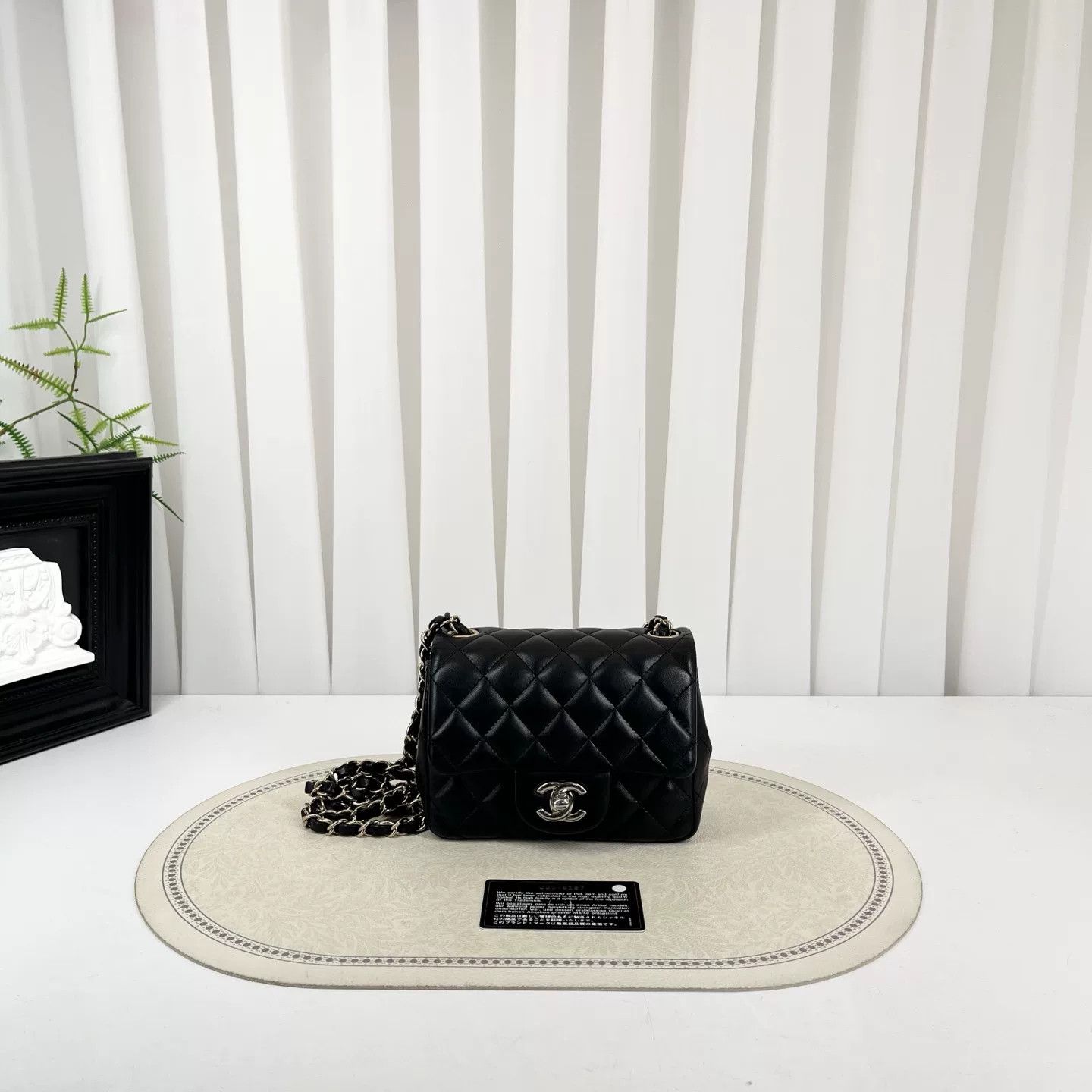 Chanel Pre-loved Bag Very good condition Size ONE SIZE - 1 Thumbnail