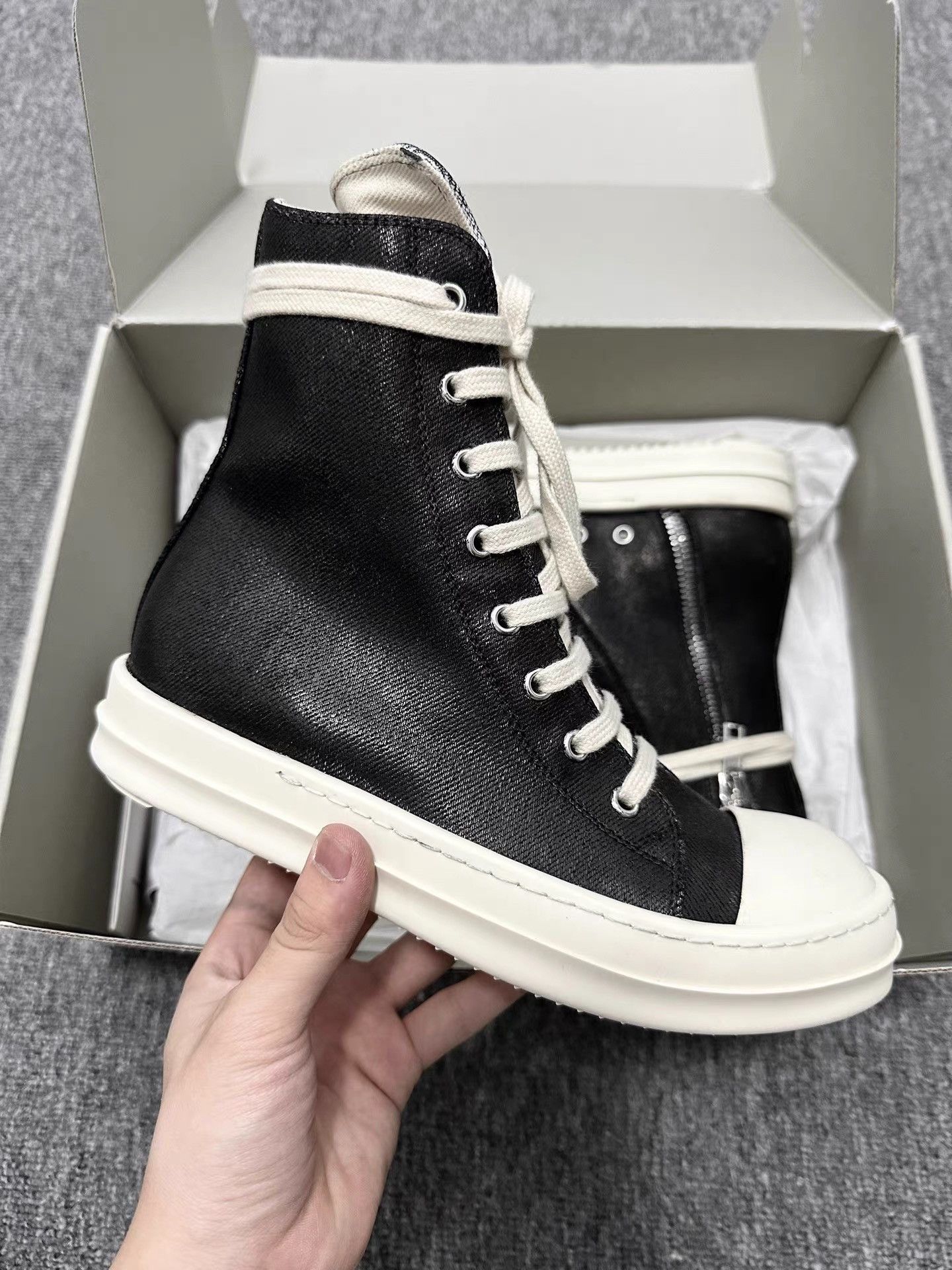 Rick Owens Rick Owens Wax Coated Big Converse K34 Size US 6 / IT 36 - 1 Thumbnail