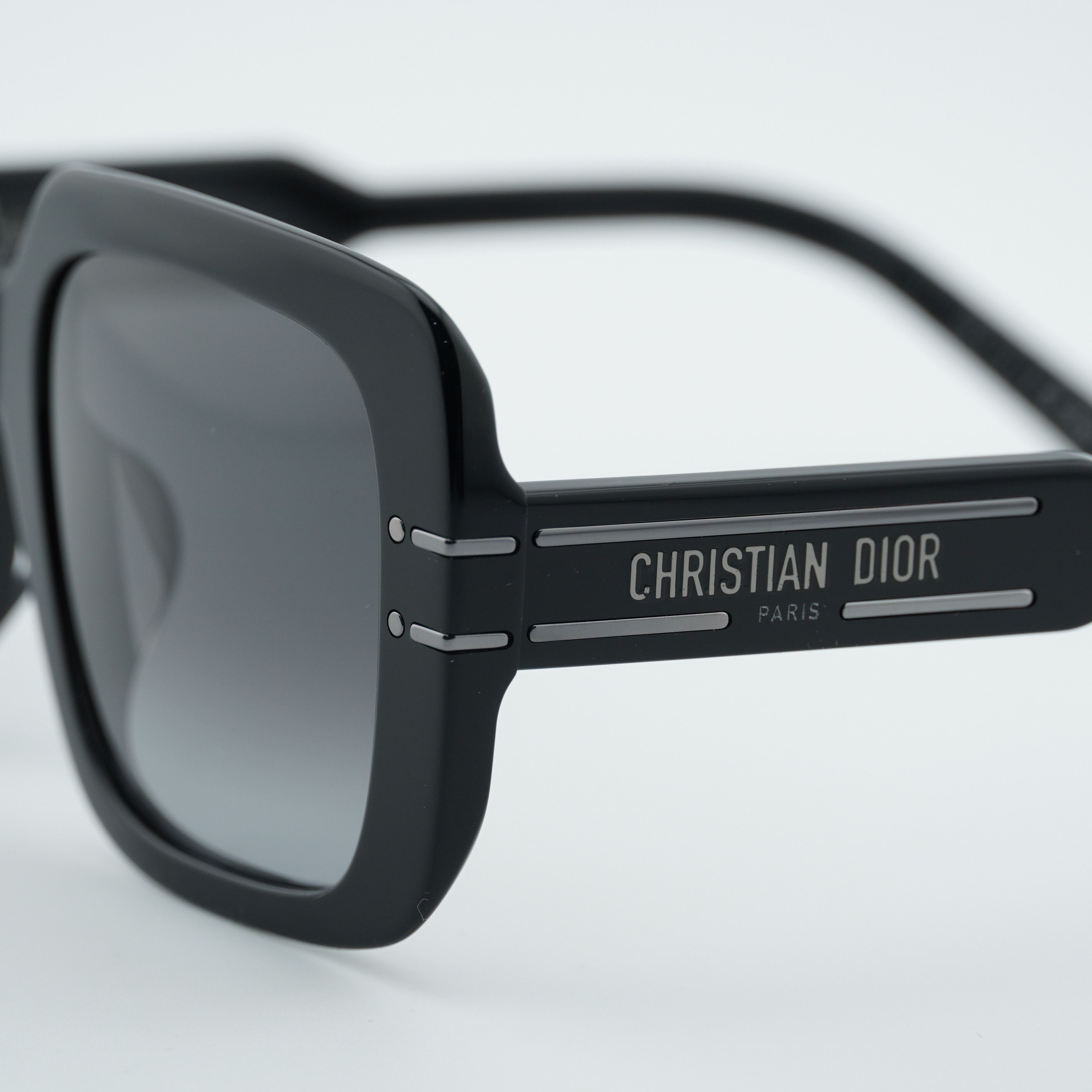 Dior Dior DIORSIGNATURE S11F 14A1 Sunglasses Black Square Frame Size ONE SIZE - 8 Thumbnail