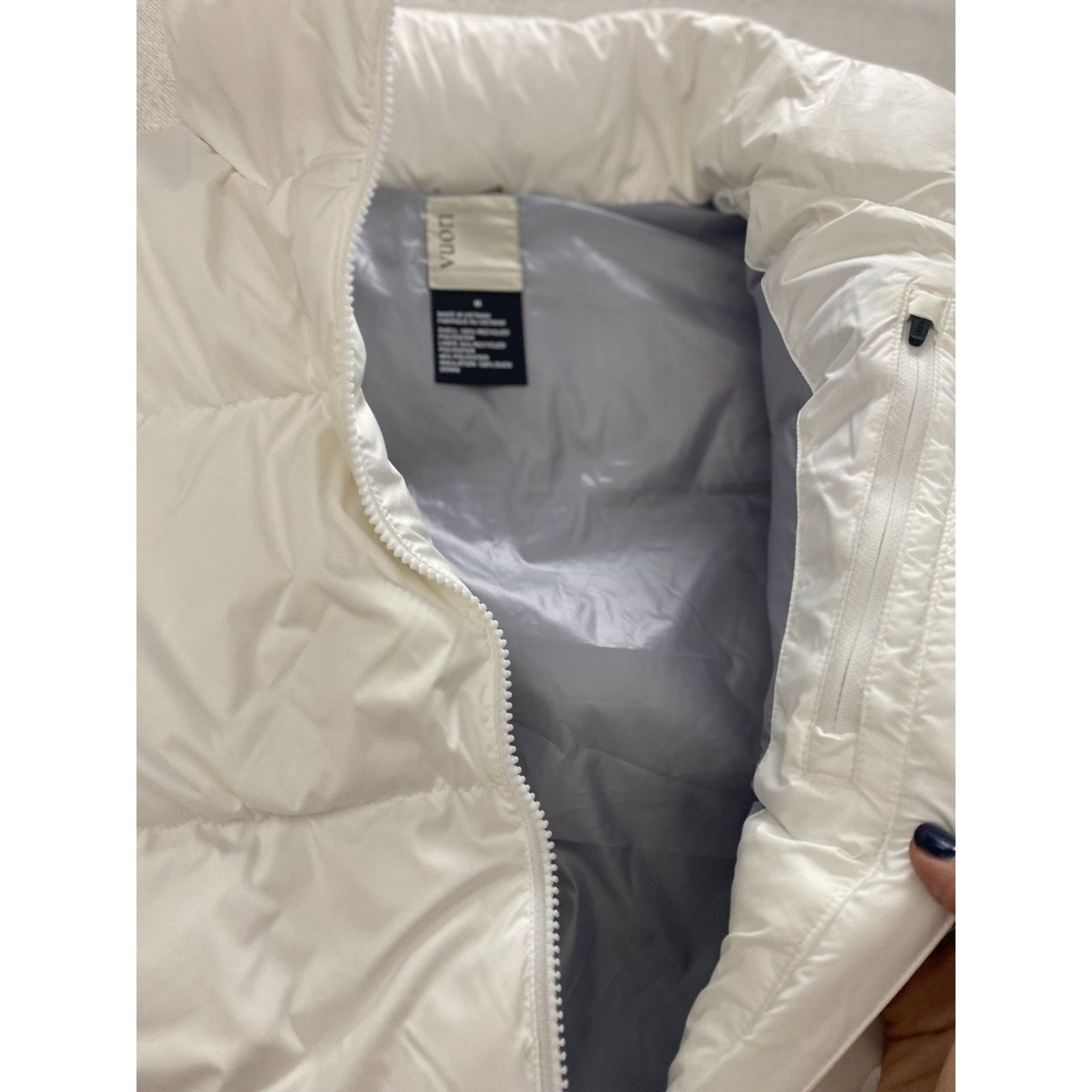 Vuori Vuori Hillside Down Vest Womens Medium White 650 Puffer NWT Size M / US 6-8 / IT 42-44 - 11 Thumbnail