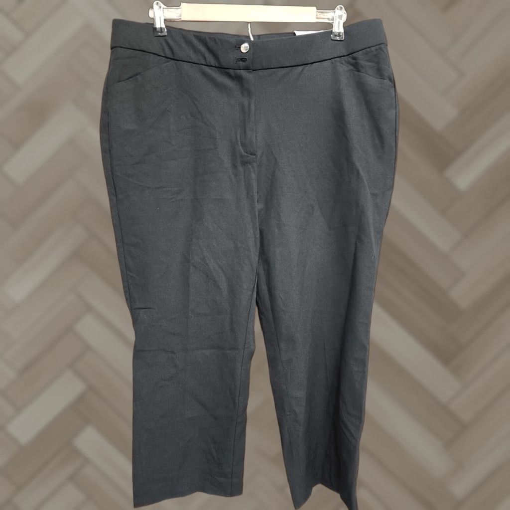 Vintage CHICOS Black Convertible Straight Leg Crop Pant 16 Regular Stretc h Luxe NWT 27" Inseam Womens Pants Size 26" / US 2 / IT 38 - 1 Thumbnail