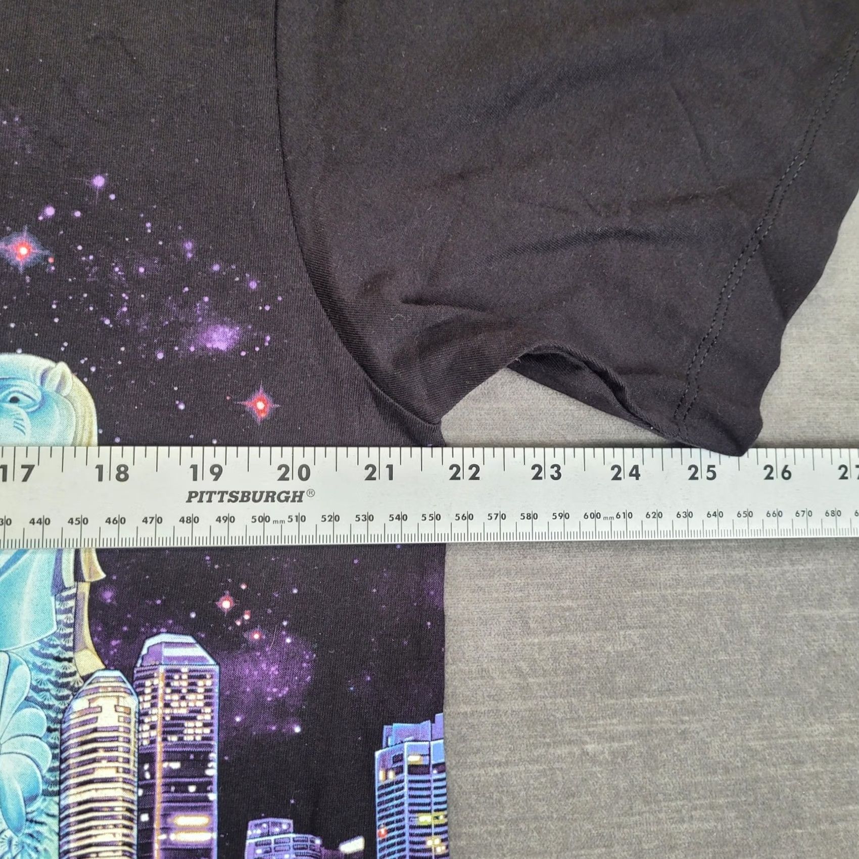 Vintage Glow City T Shirt Womens L Singapore The Merlion City Skyline Tee Size L / US 10 / IT 46 - 4 Thumbnail
