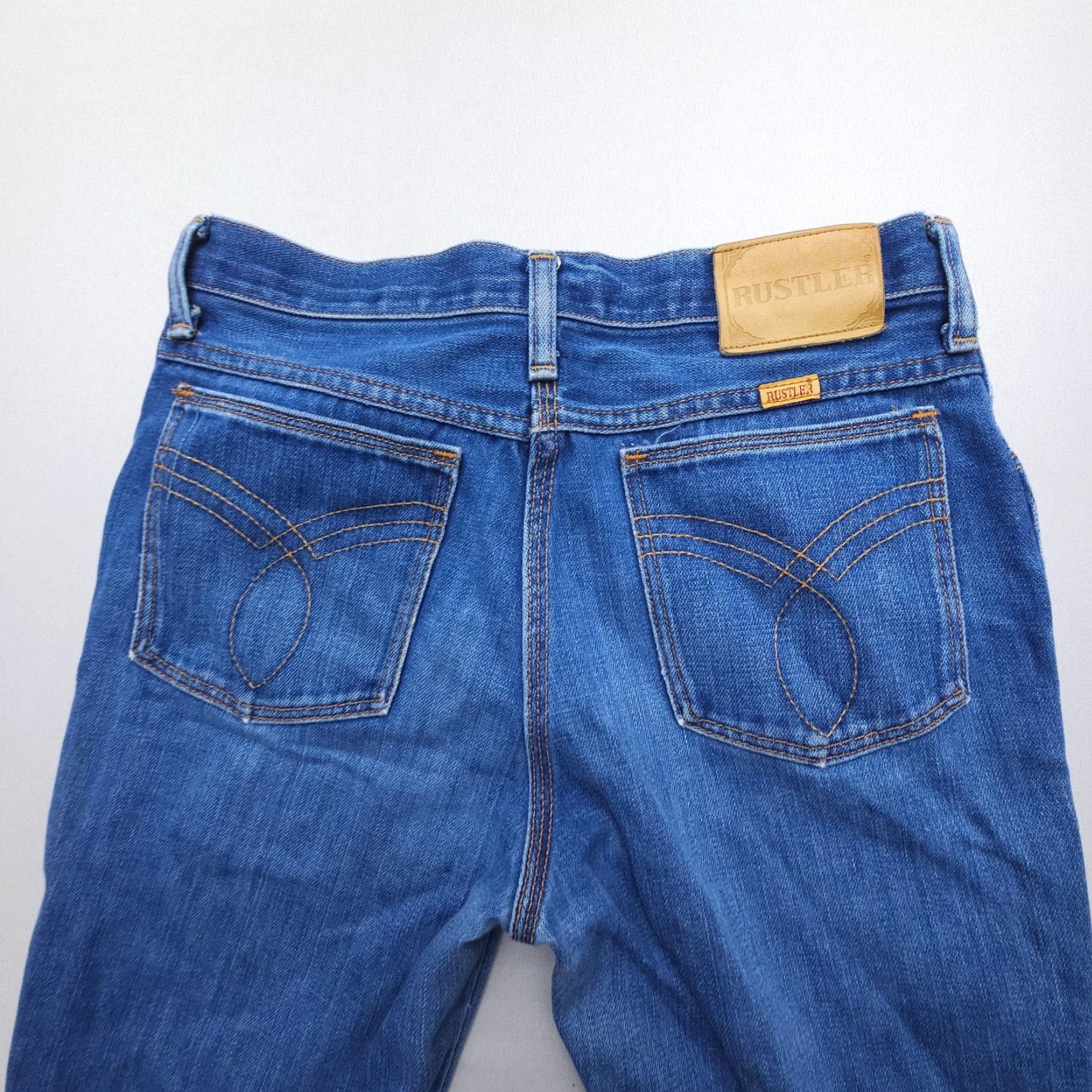 Vintage VINTAGE Rustler Jeans Mens Bootcut 5-Pocket Design Denim Blue 31 Inseam 30-31 Waist Regular Size US 31 - 3 Thumbnail